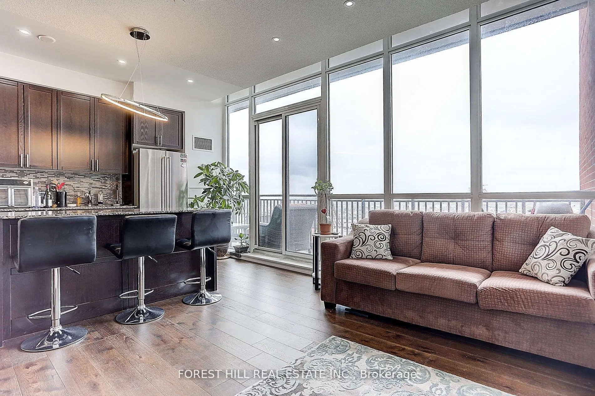 800 Lawrence Avenue W, #2121