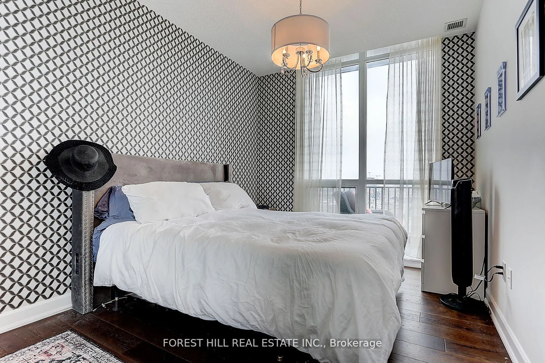 800 Lawrence Avenue W, #2121