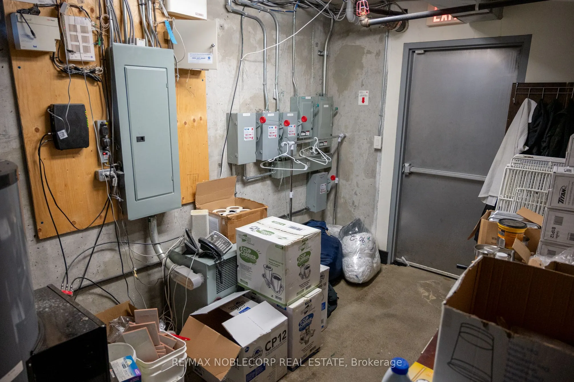 1205 Queen Street W