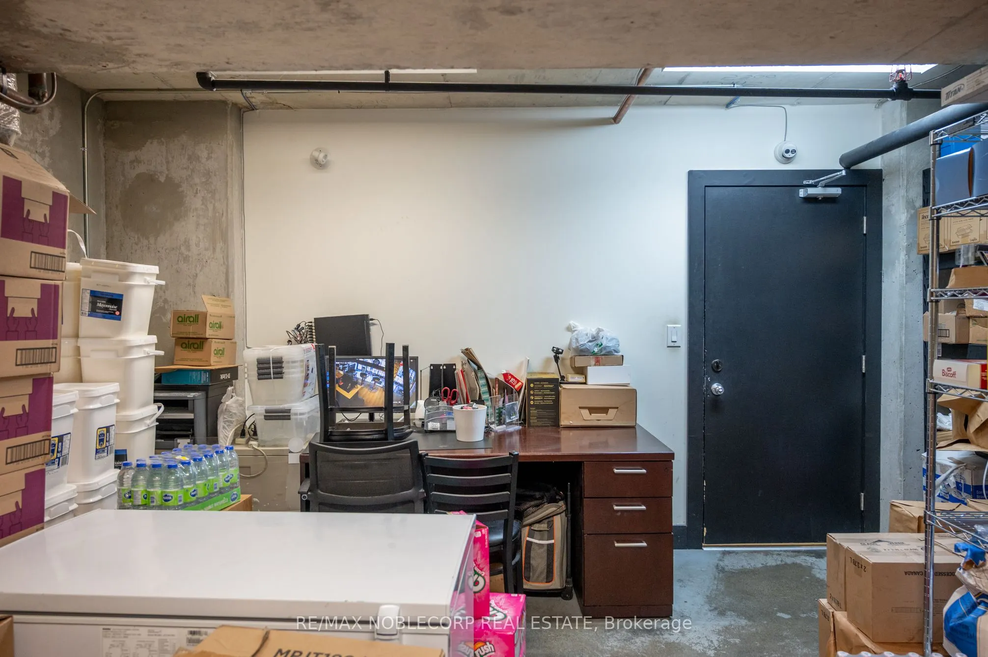 1205 Queen Street W