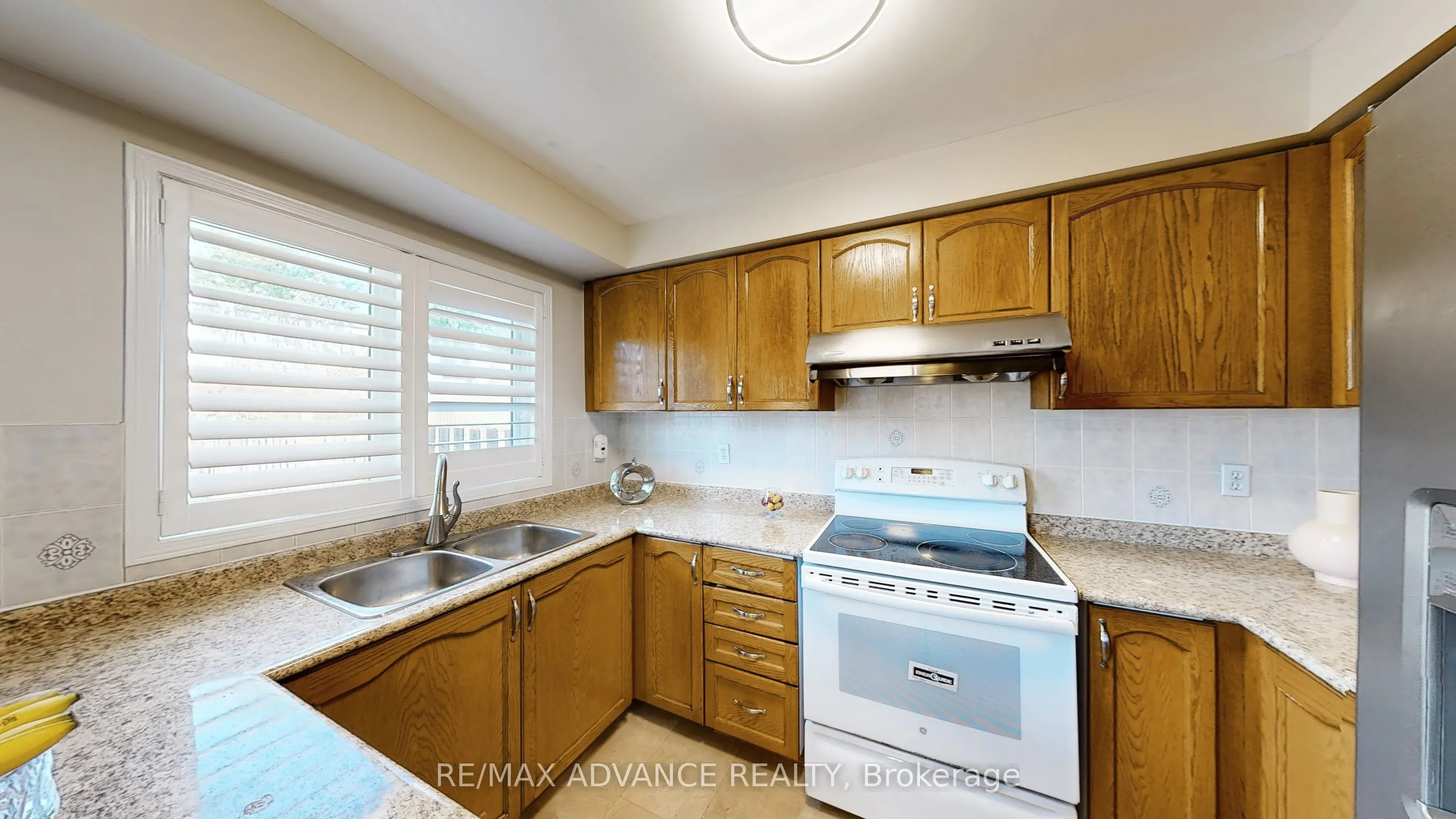 7560 Black Walnut Trail