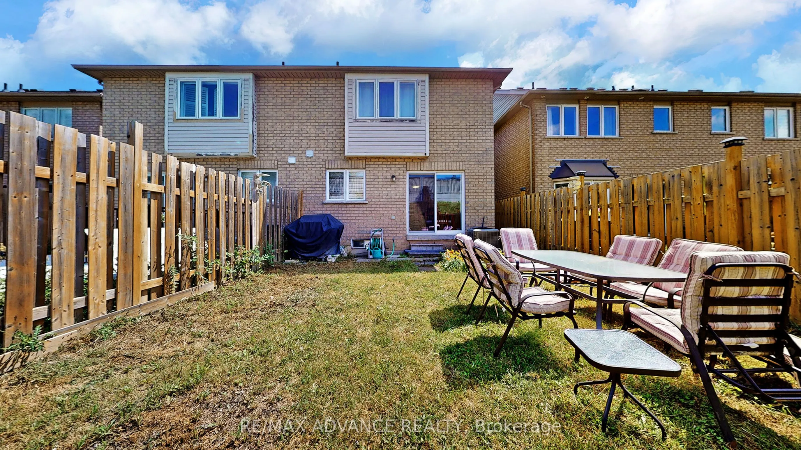 7560 Black Walnut Trail