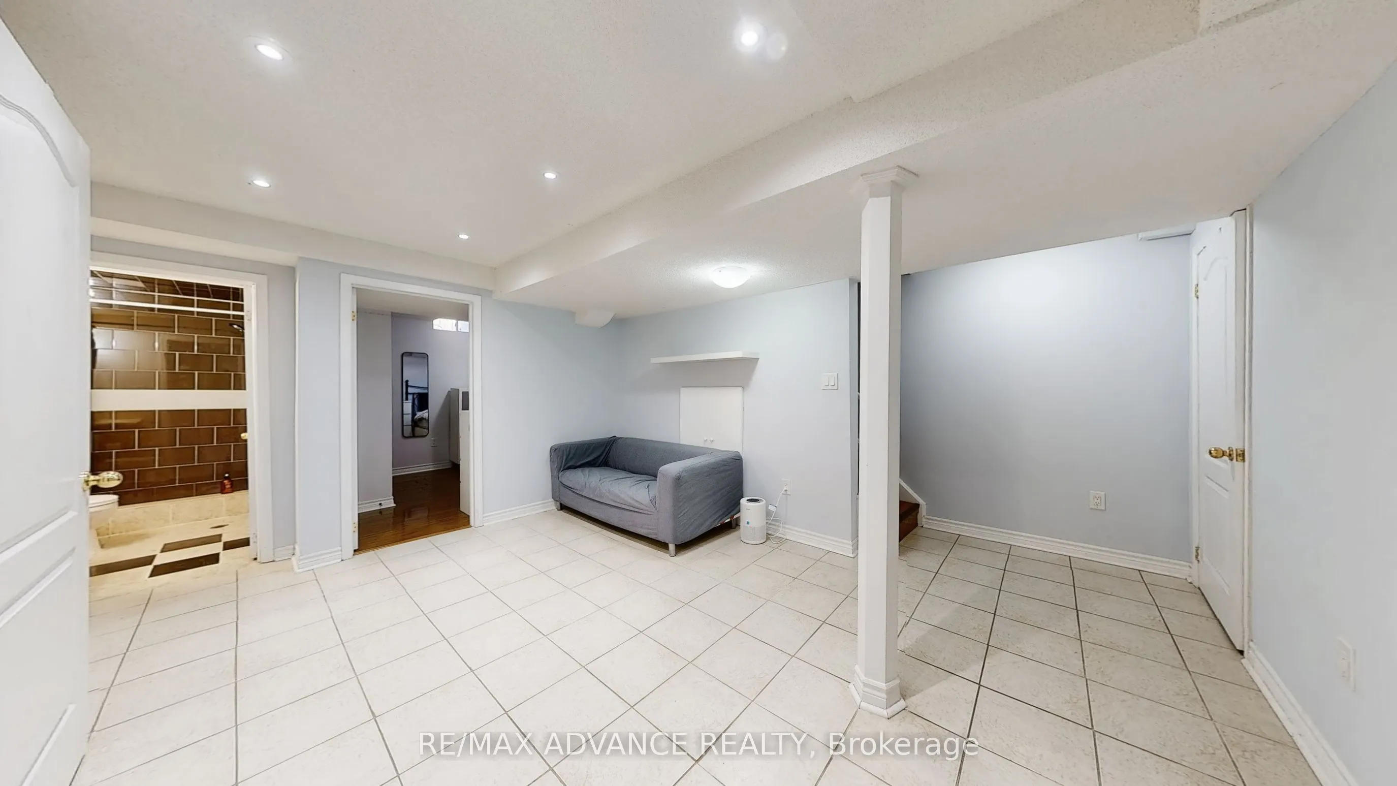 7560 Black Walnut Trail
