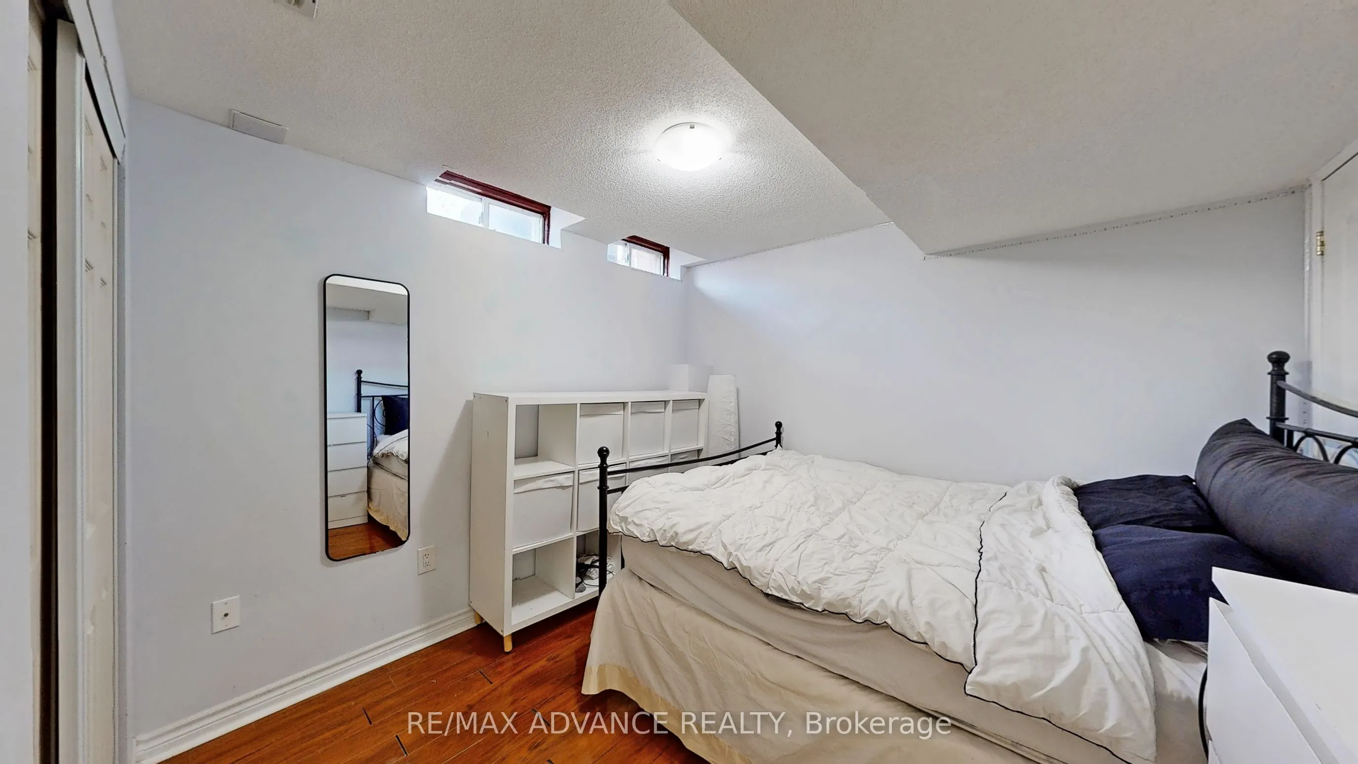 7560 Black Walnut Trail