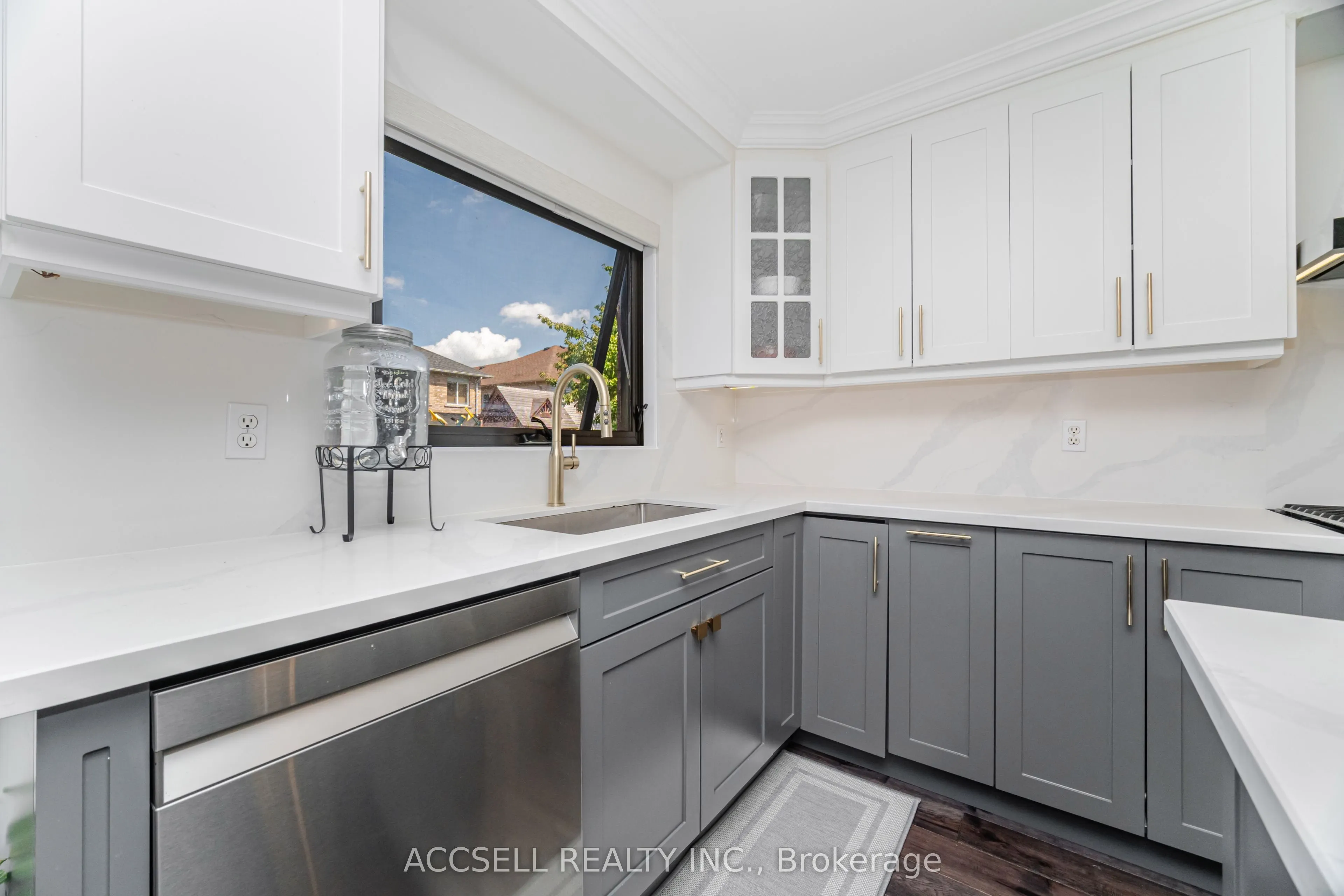 323 Pettigrew Trail