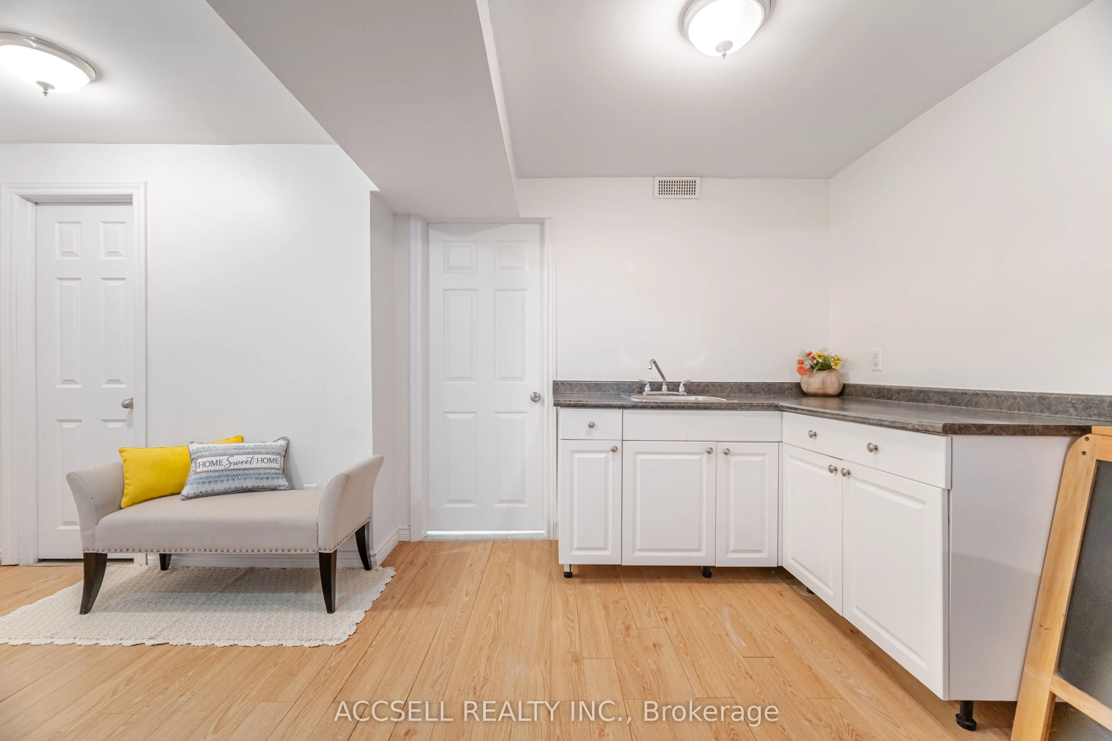 323 Pettigrew Trail