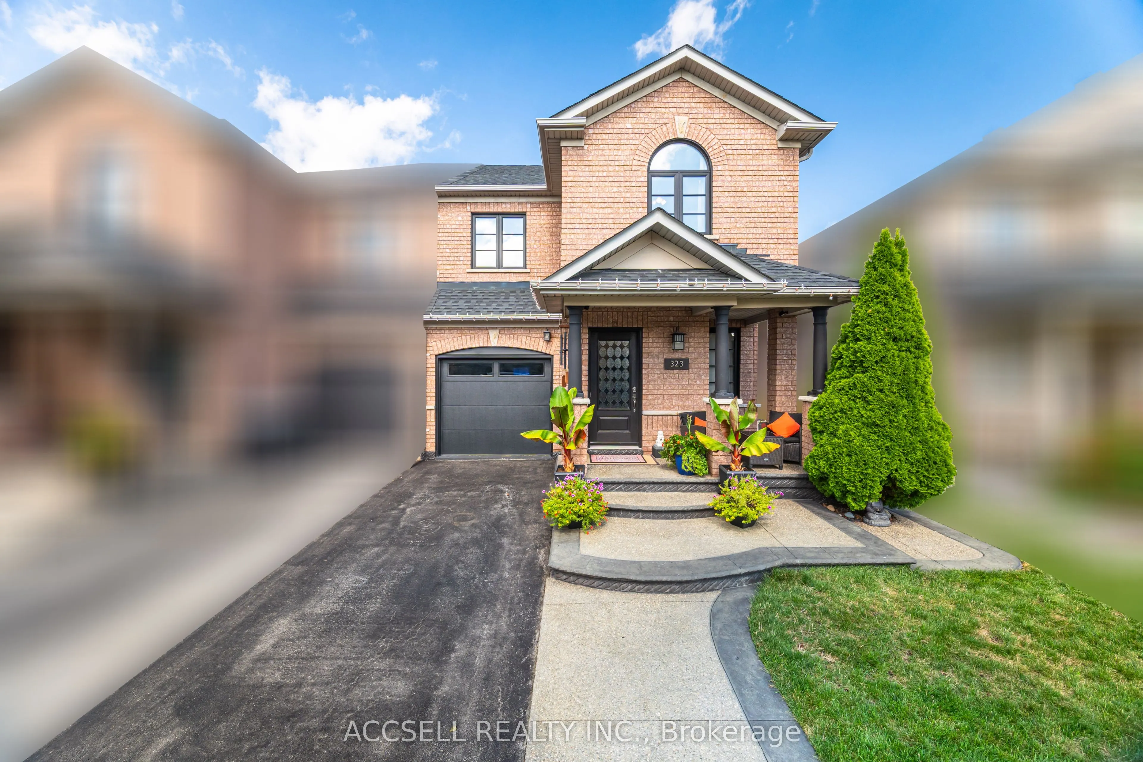 323 Pettigrew Trail