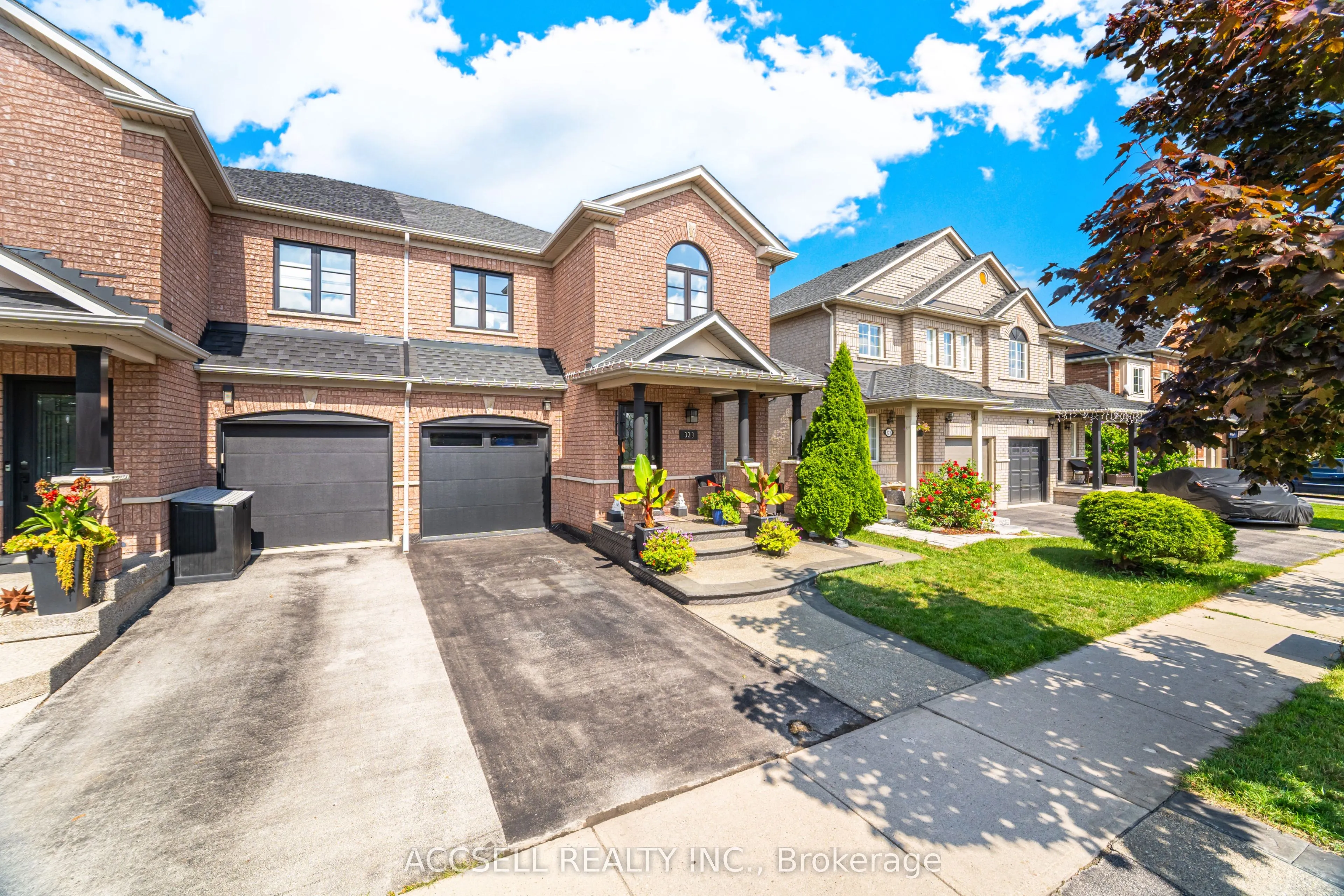 323 Pettigrew Trail