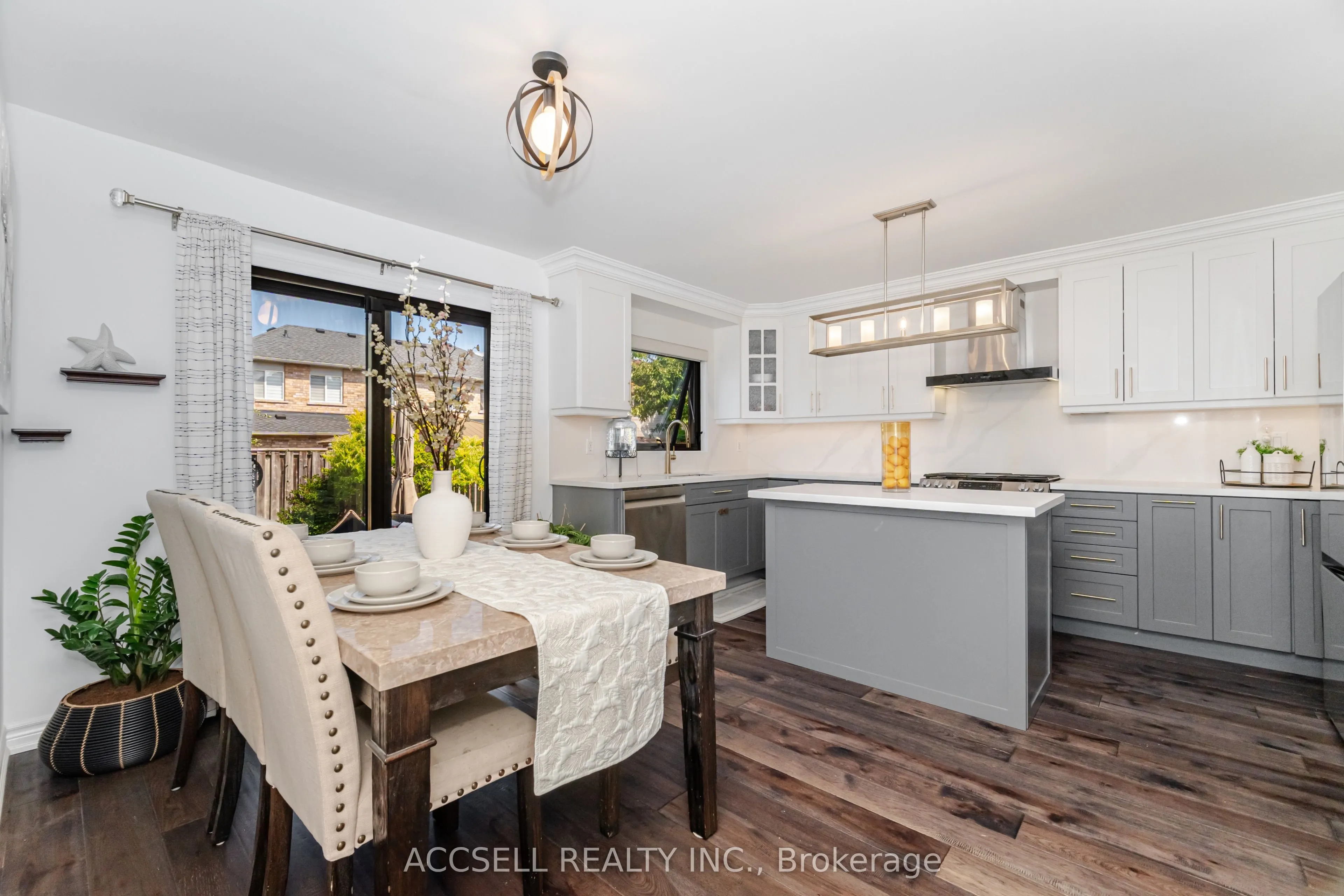 323 Pettigrew Trail