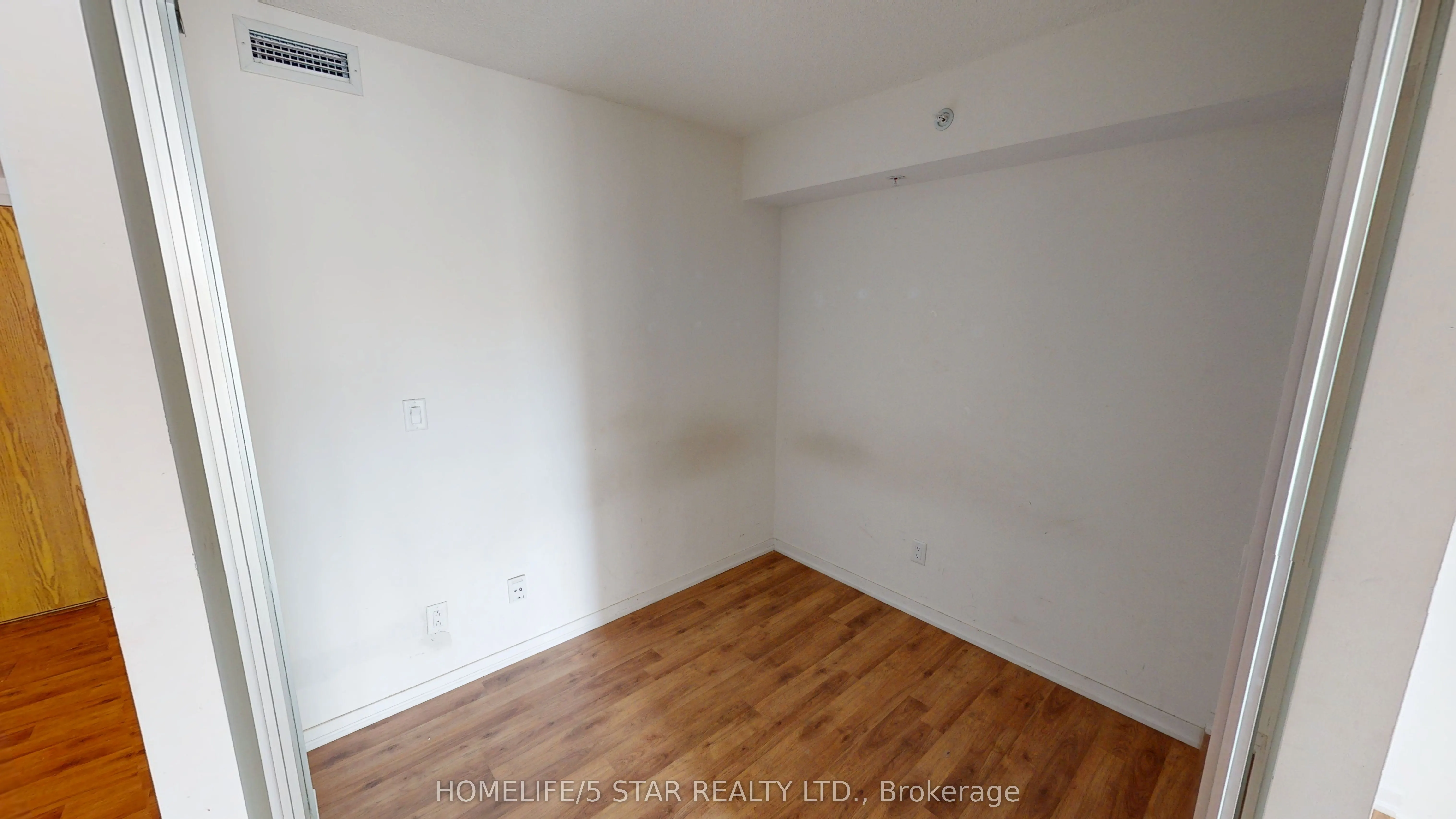20 JOE SHUSTER Way, #321