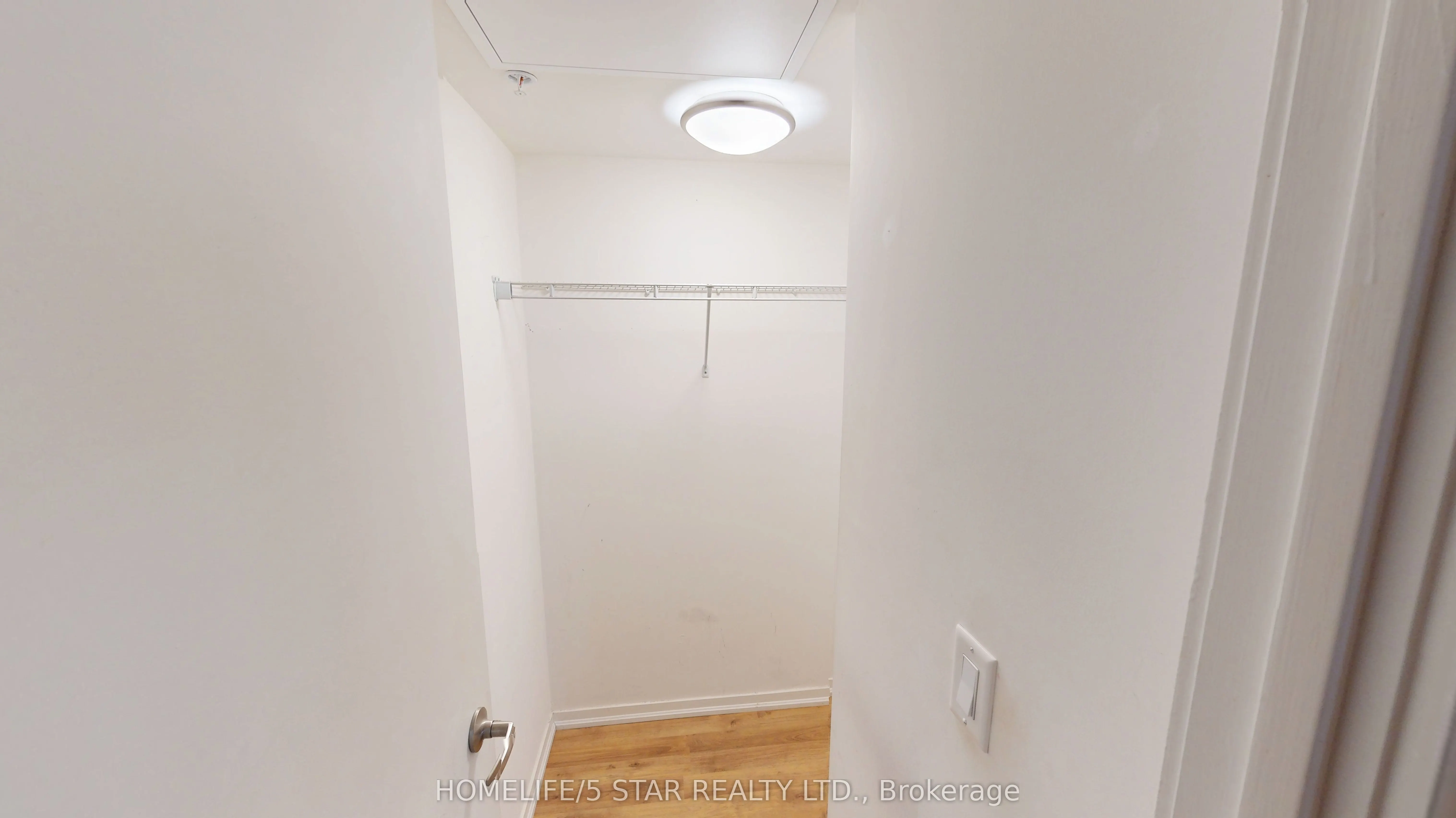 20 JOE SHUSTER Way, #321
