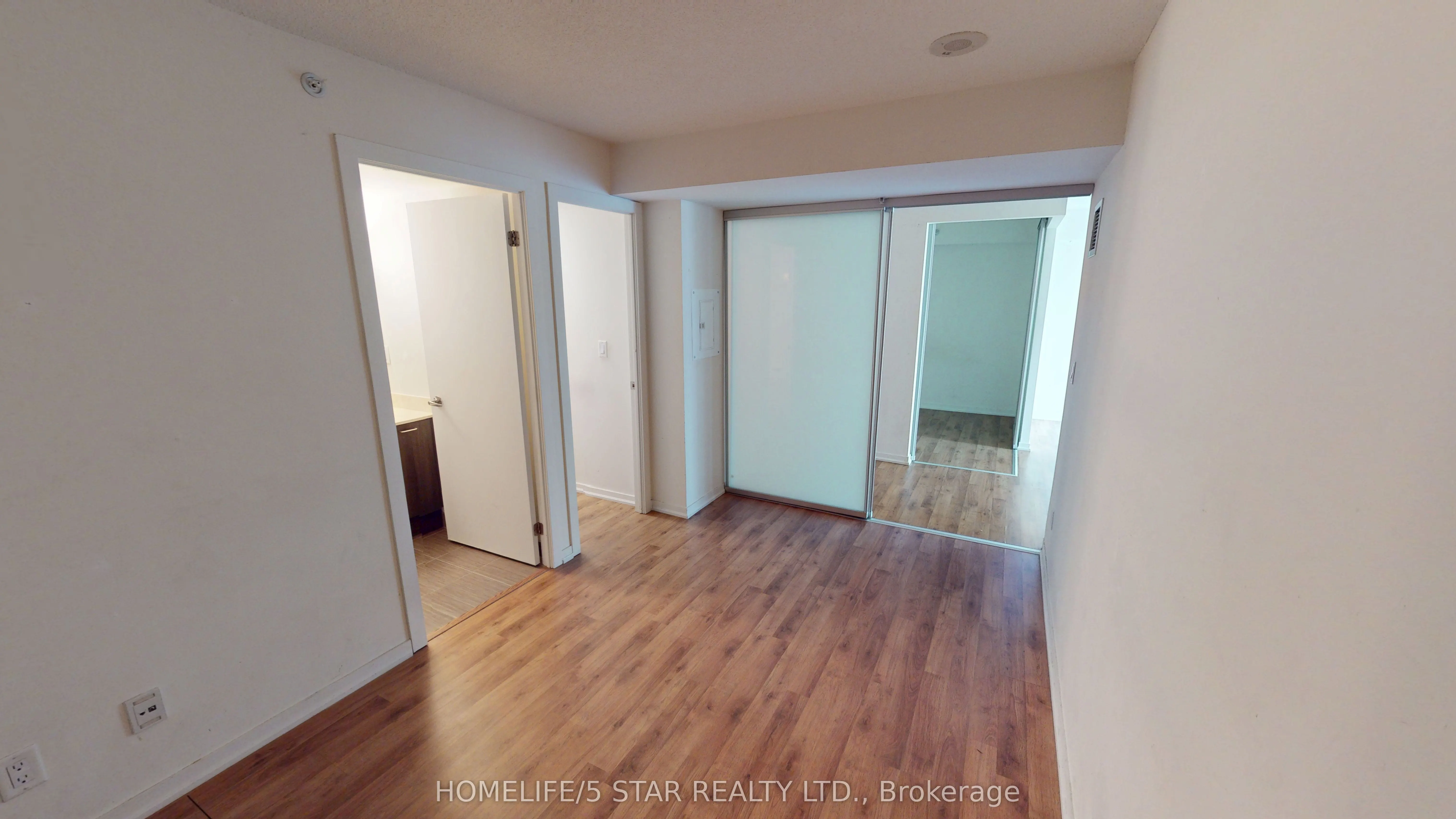 20 JOE SHUSTER Way, #321