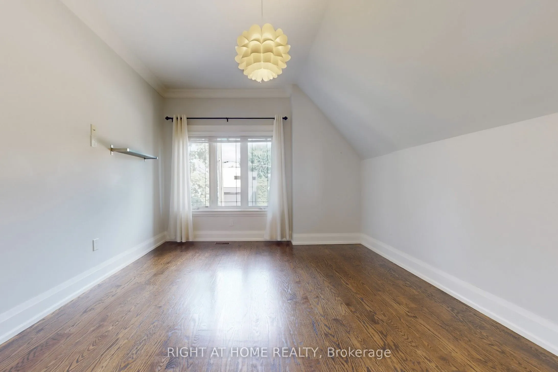 490 Orchard Drive