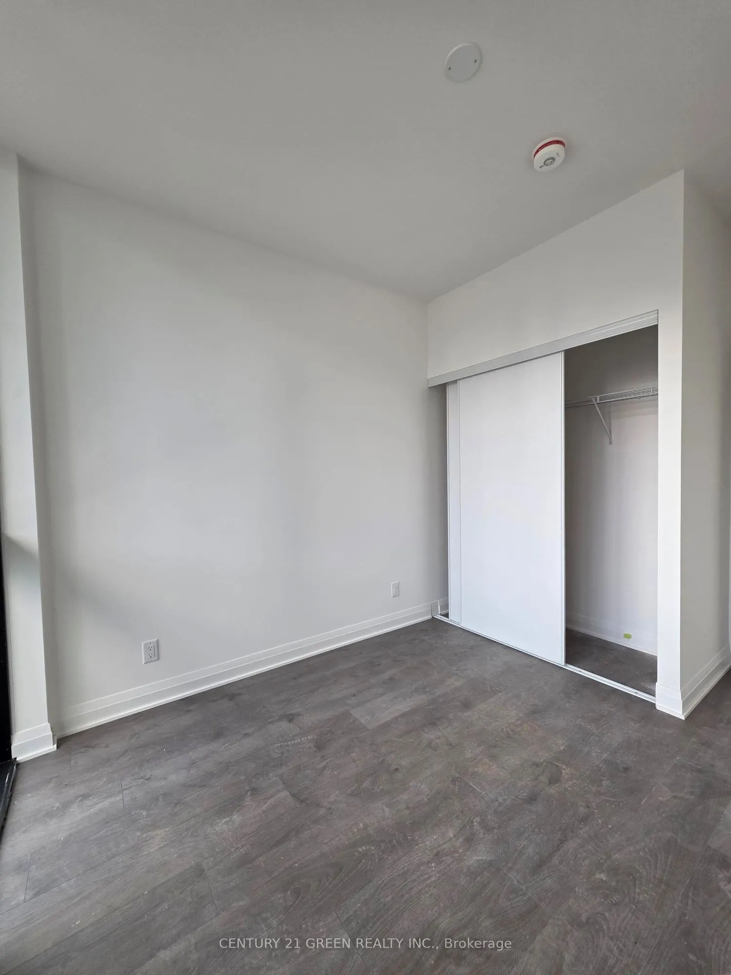 151 City Center Drive, #706