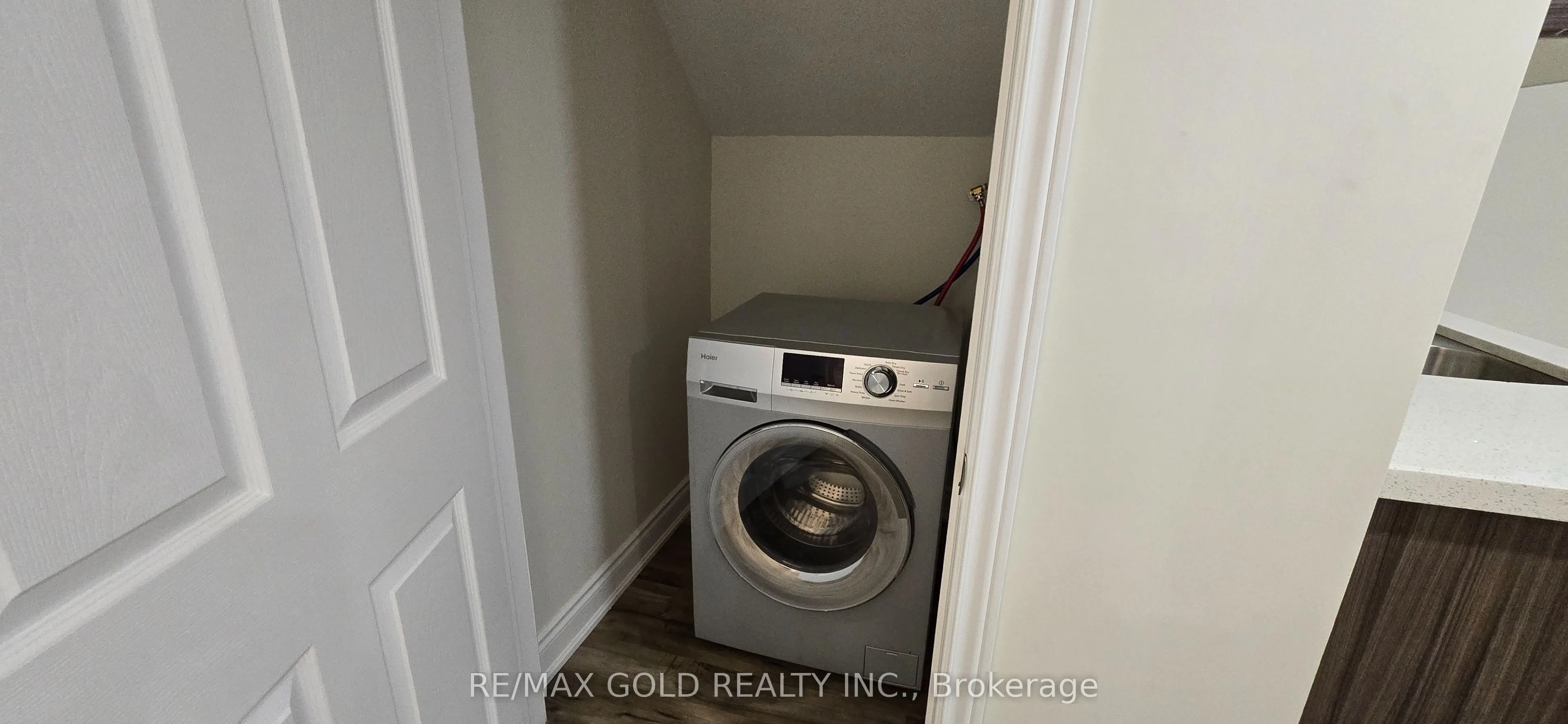 147 Weston Drive, #Basement