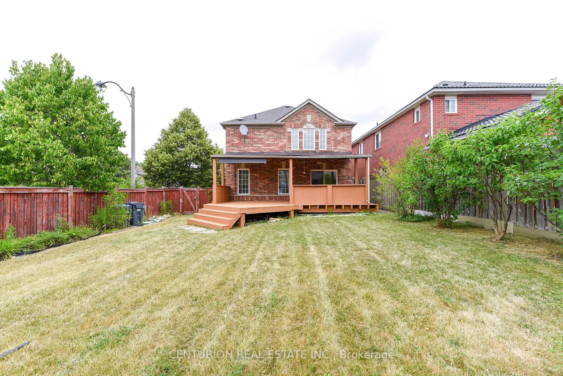 25 Blackcherry Lane