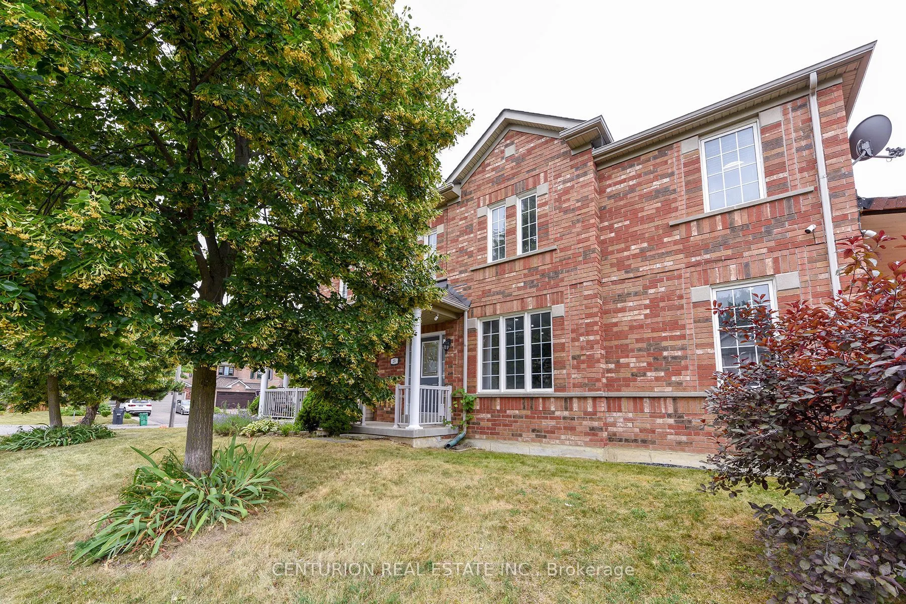 25 Blackcherry Lane