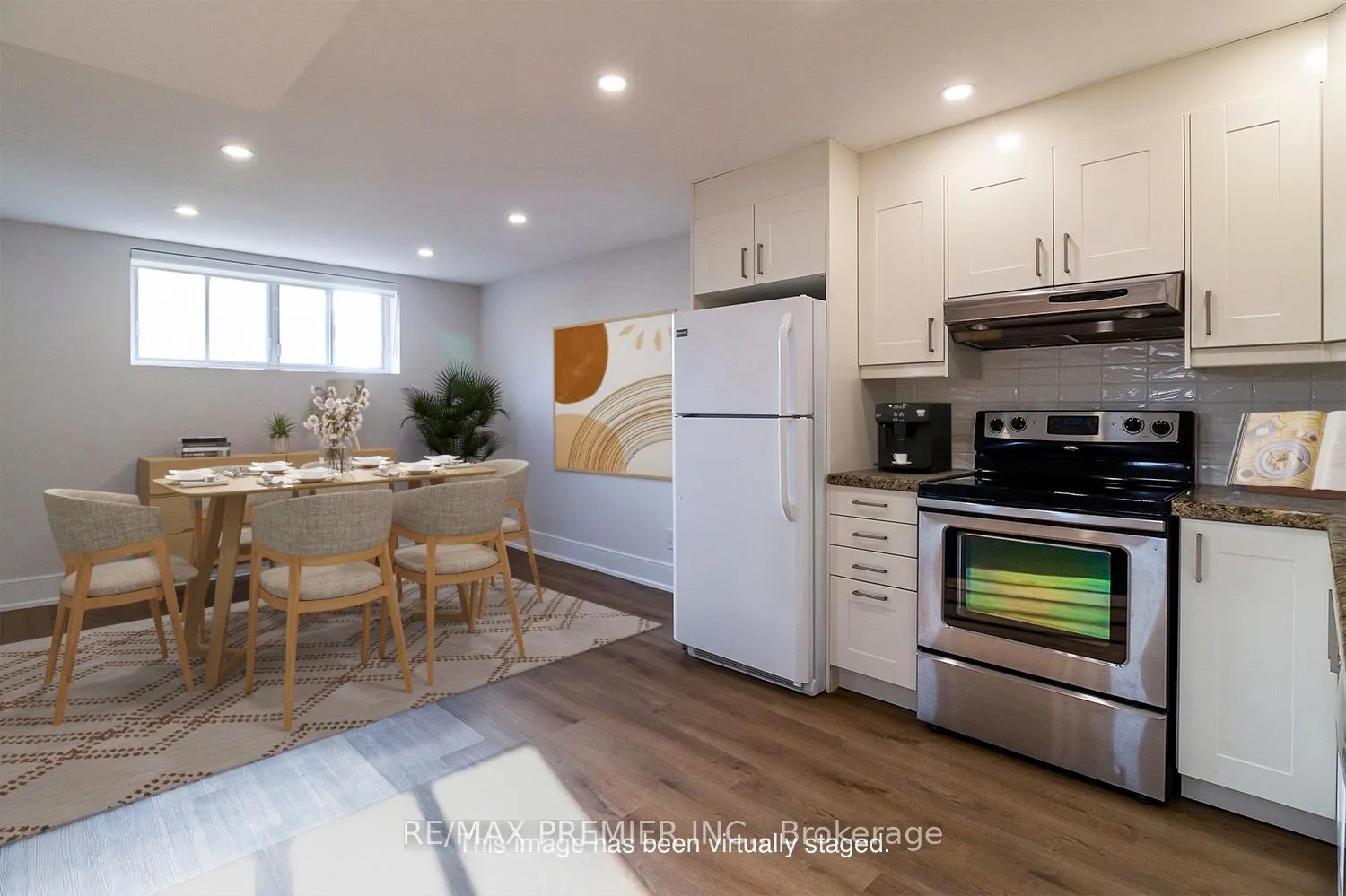 2461 Padstow Crescent