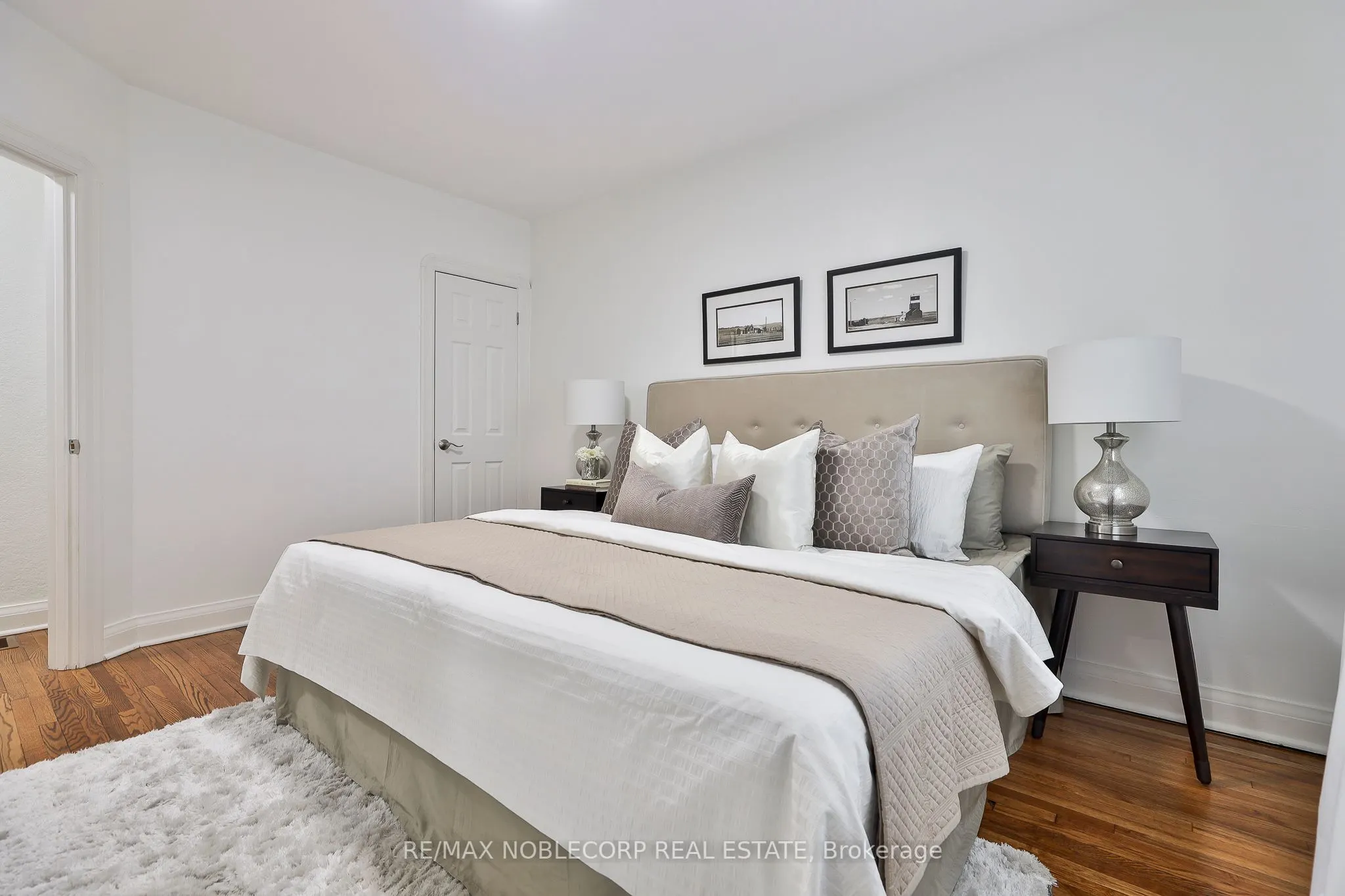 16 Little Boulevard, #Main