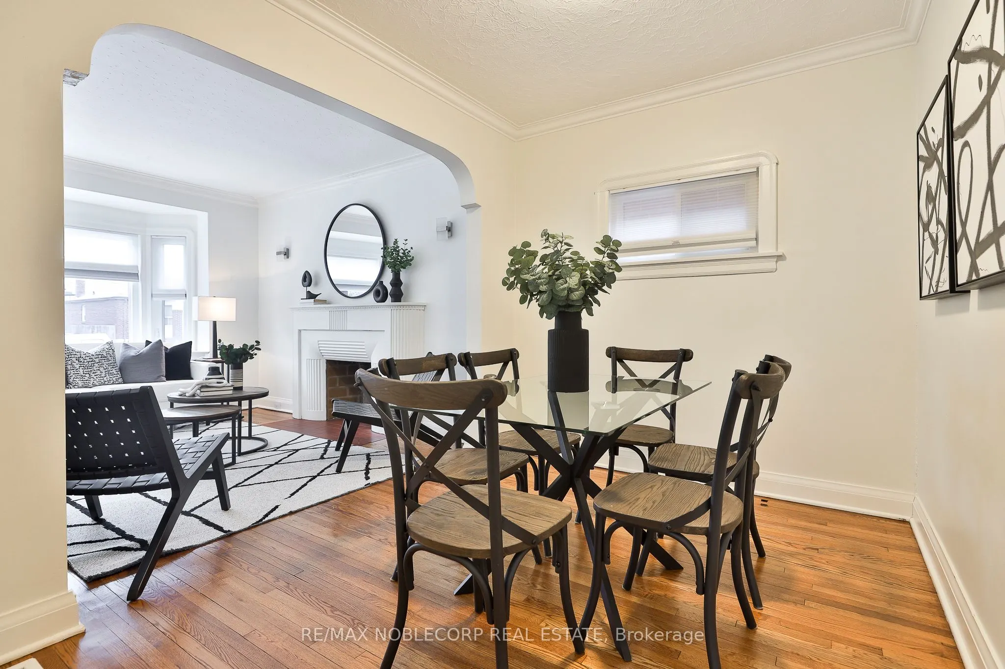16 Little Boulevard, #Main