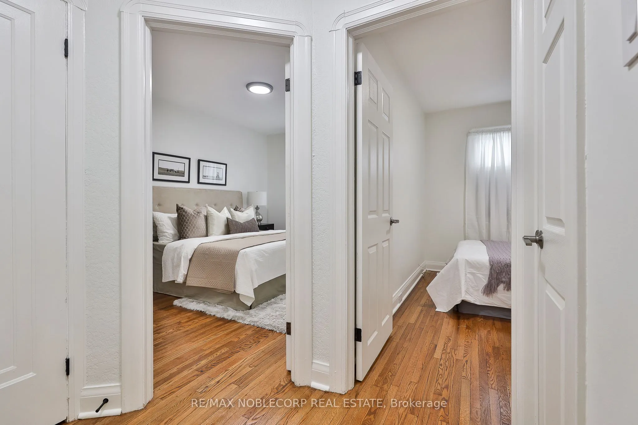 16 Little Boulevard, #Main