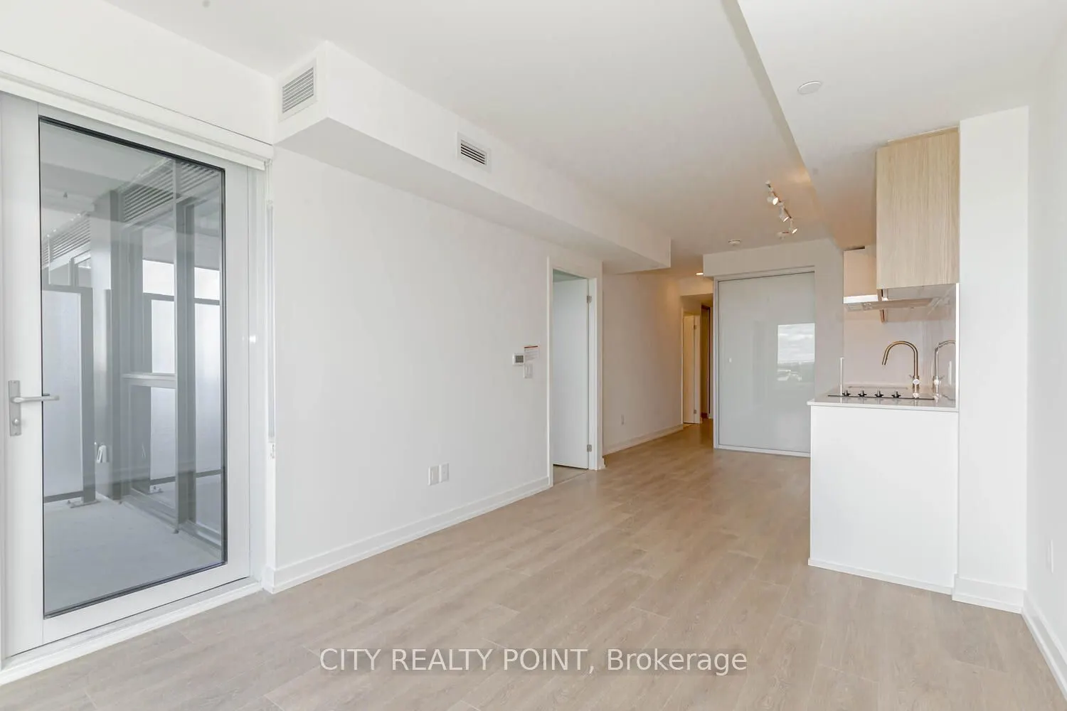1100 Sheppard Avenue W, #820