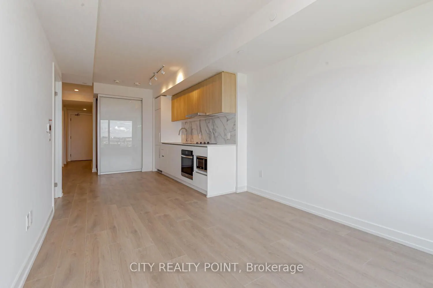 1100 Sheppard Avenue W, #820