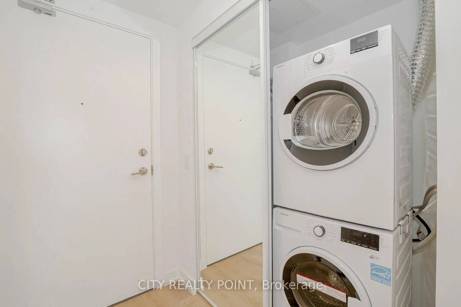 1100 Sheppard Avenue W, #820