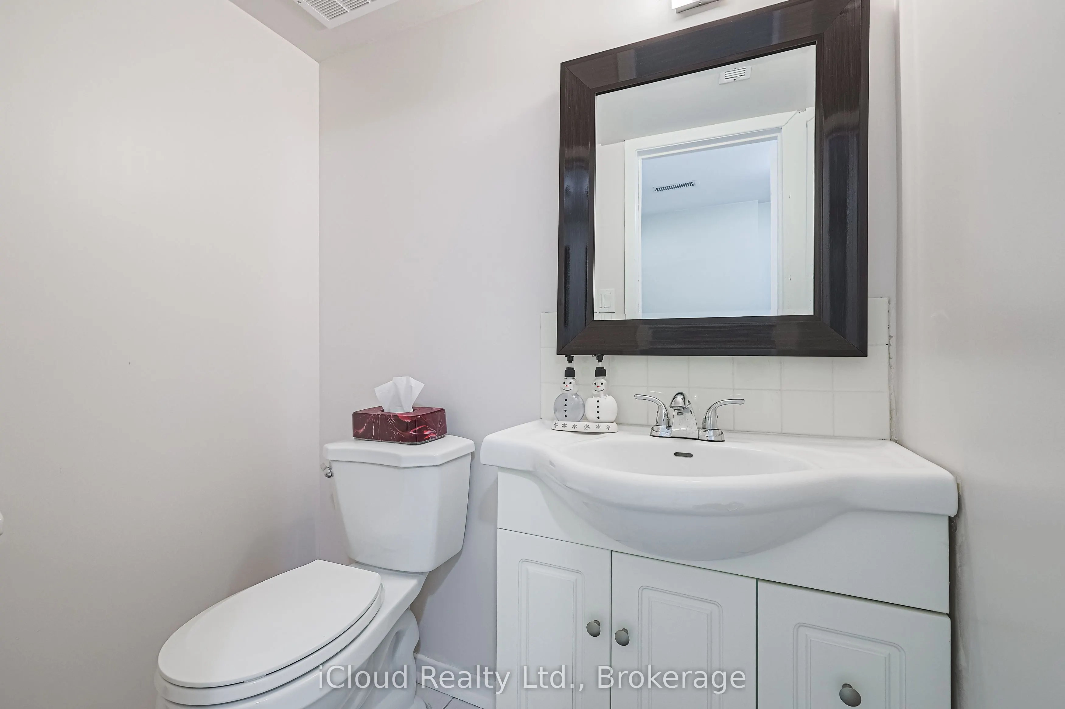 1667 Albion Road, #53