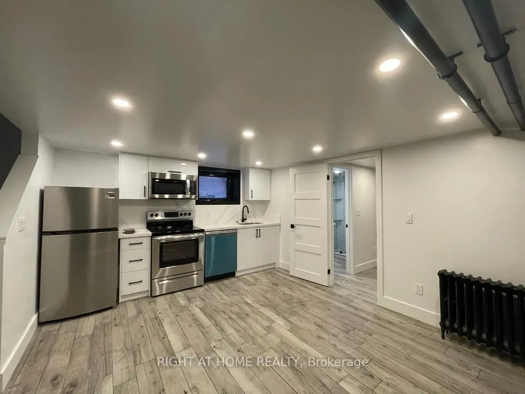 363 Parkside Drive, #A