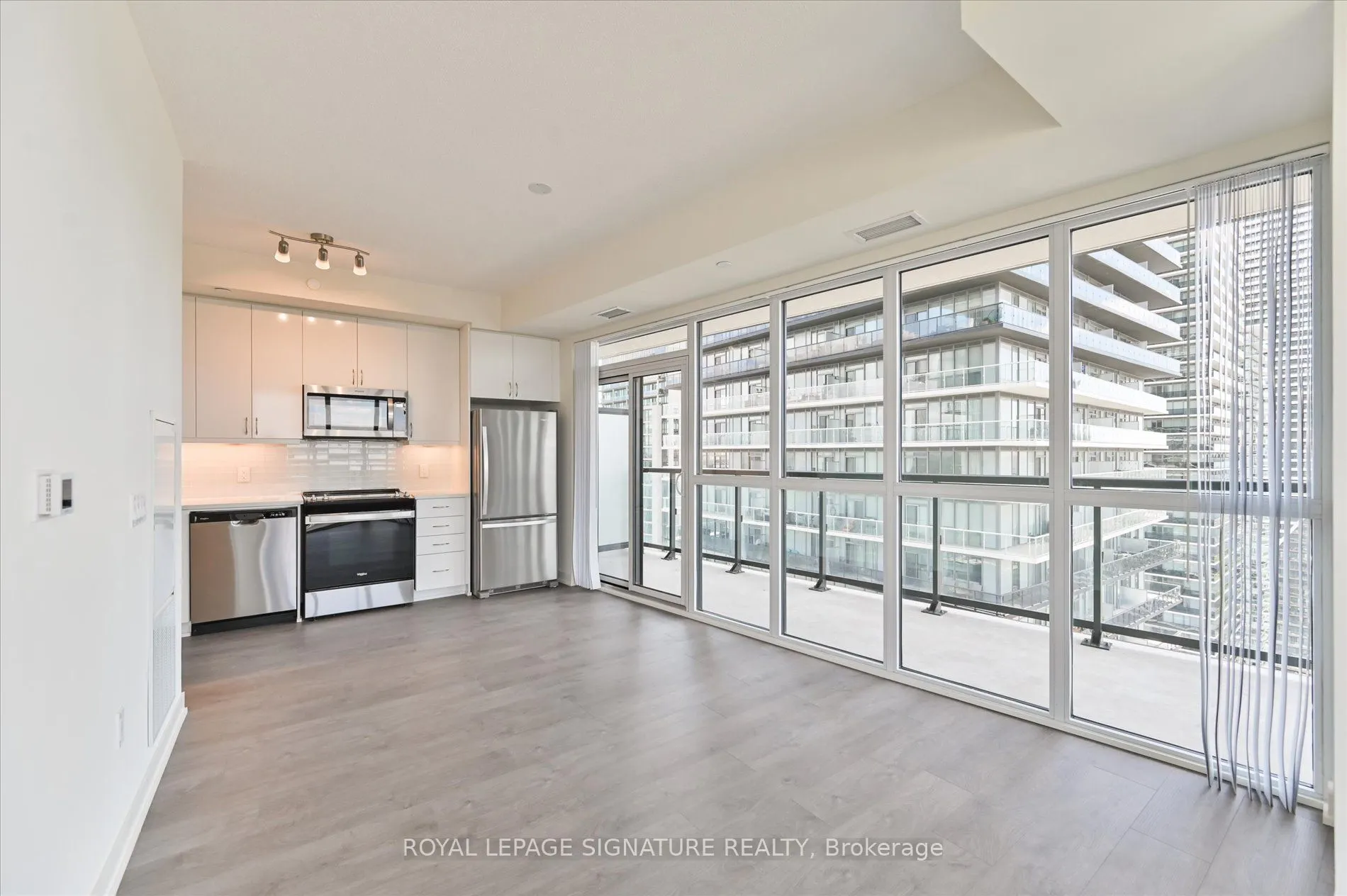 38 Annie Craig Drive, #3308