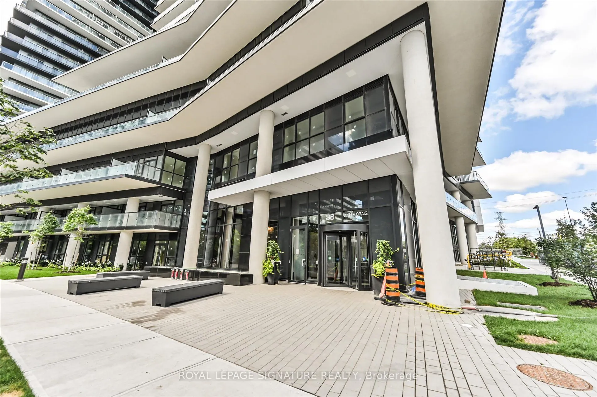 38 Annie Craig Drive, #3308