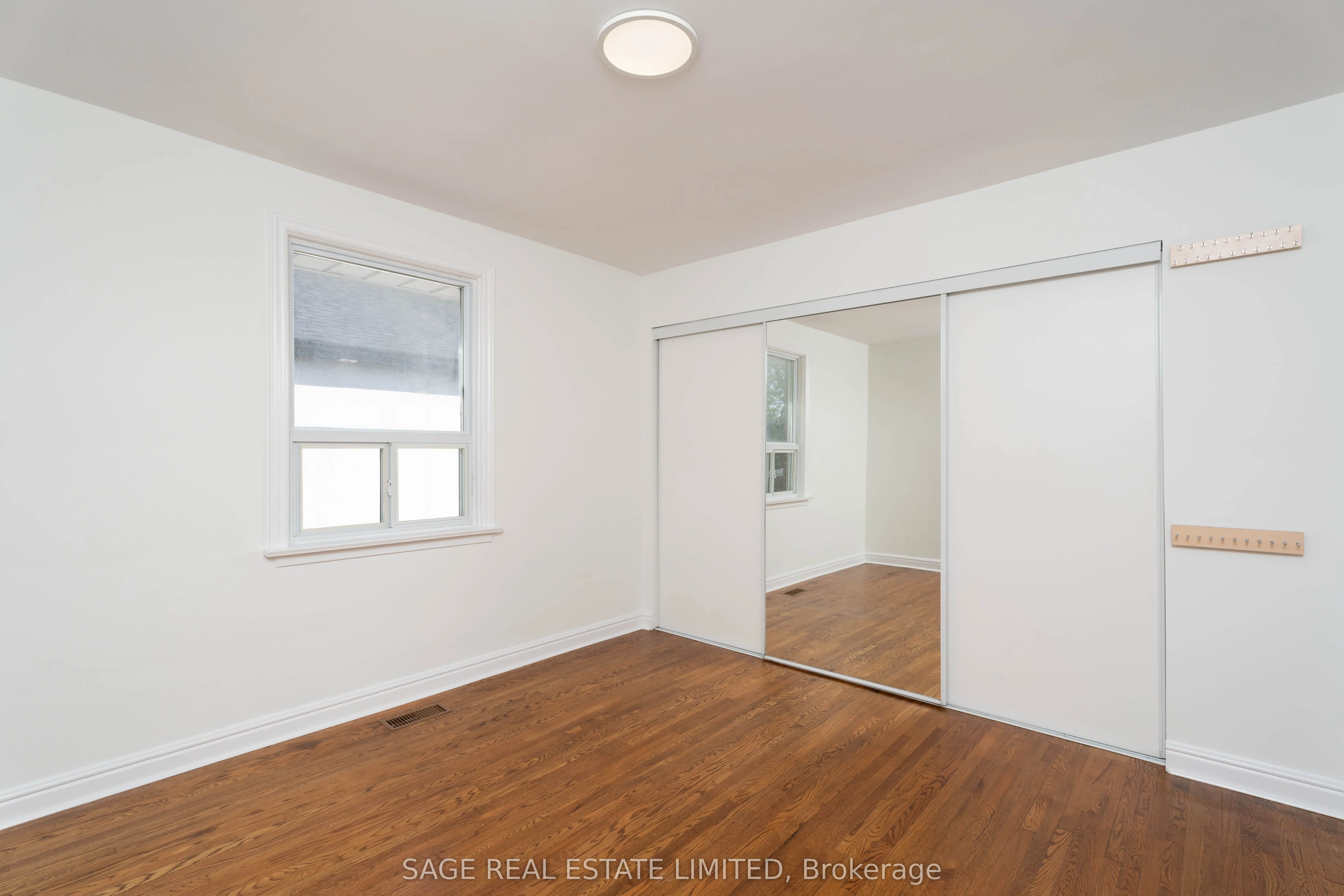 16 Simpson Avenue, #3