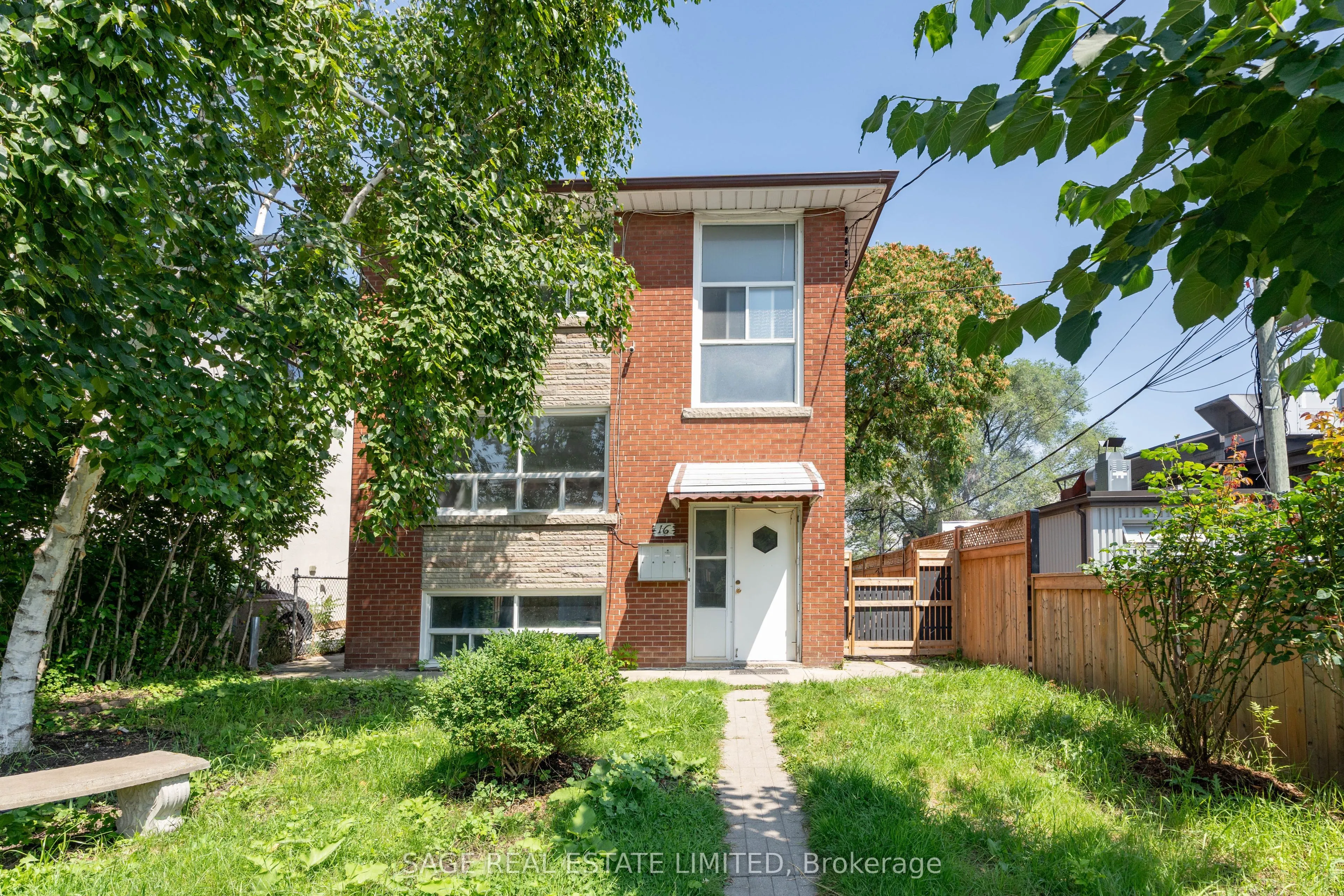 16 Simpson Avenue, #3