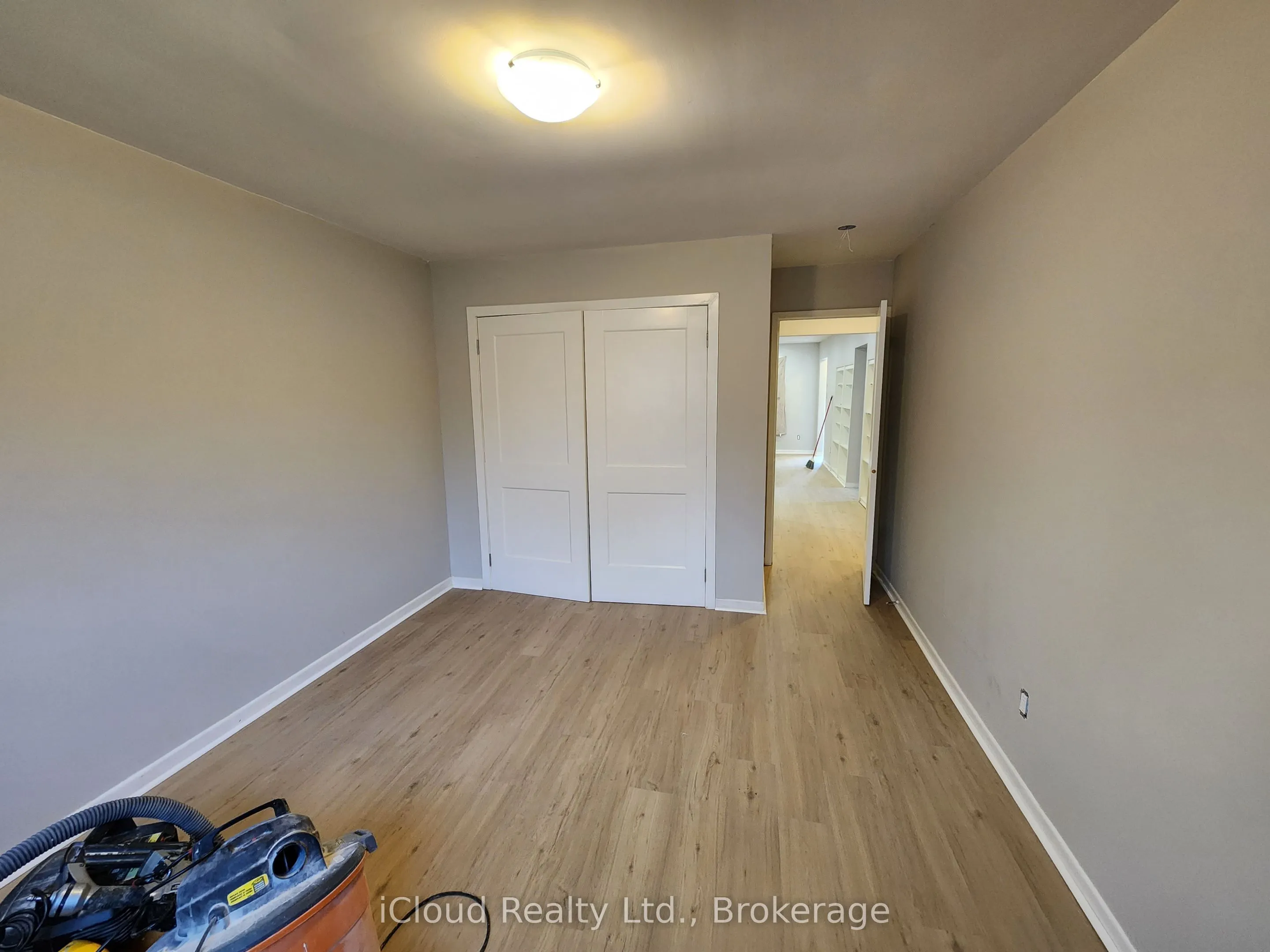 89 Wellington Street E, #Main Level