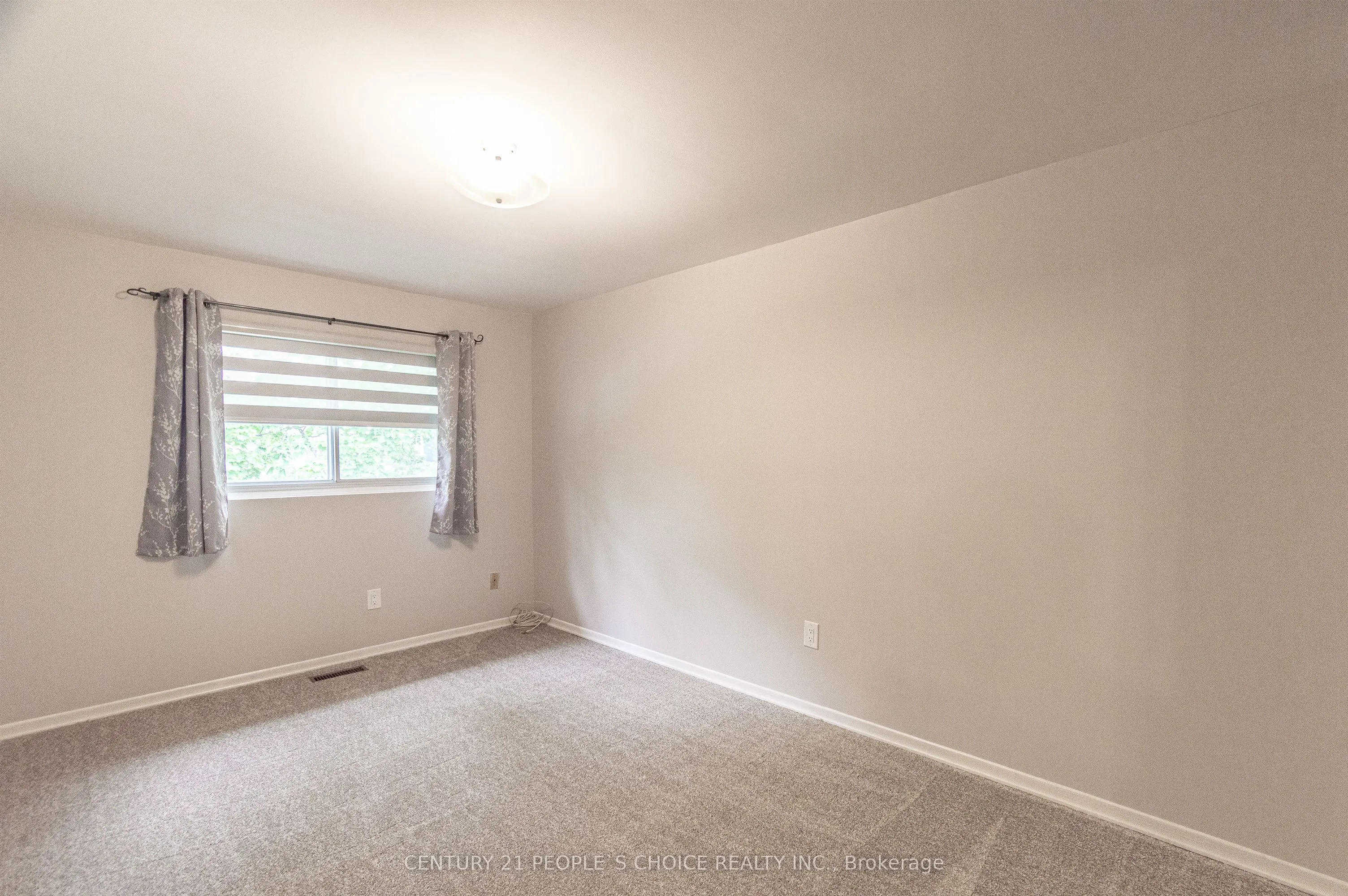 16 Franklin Court, #11