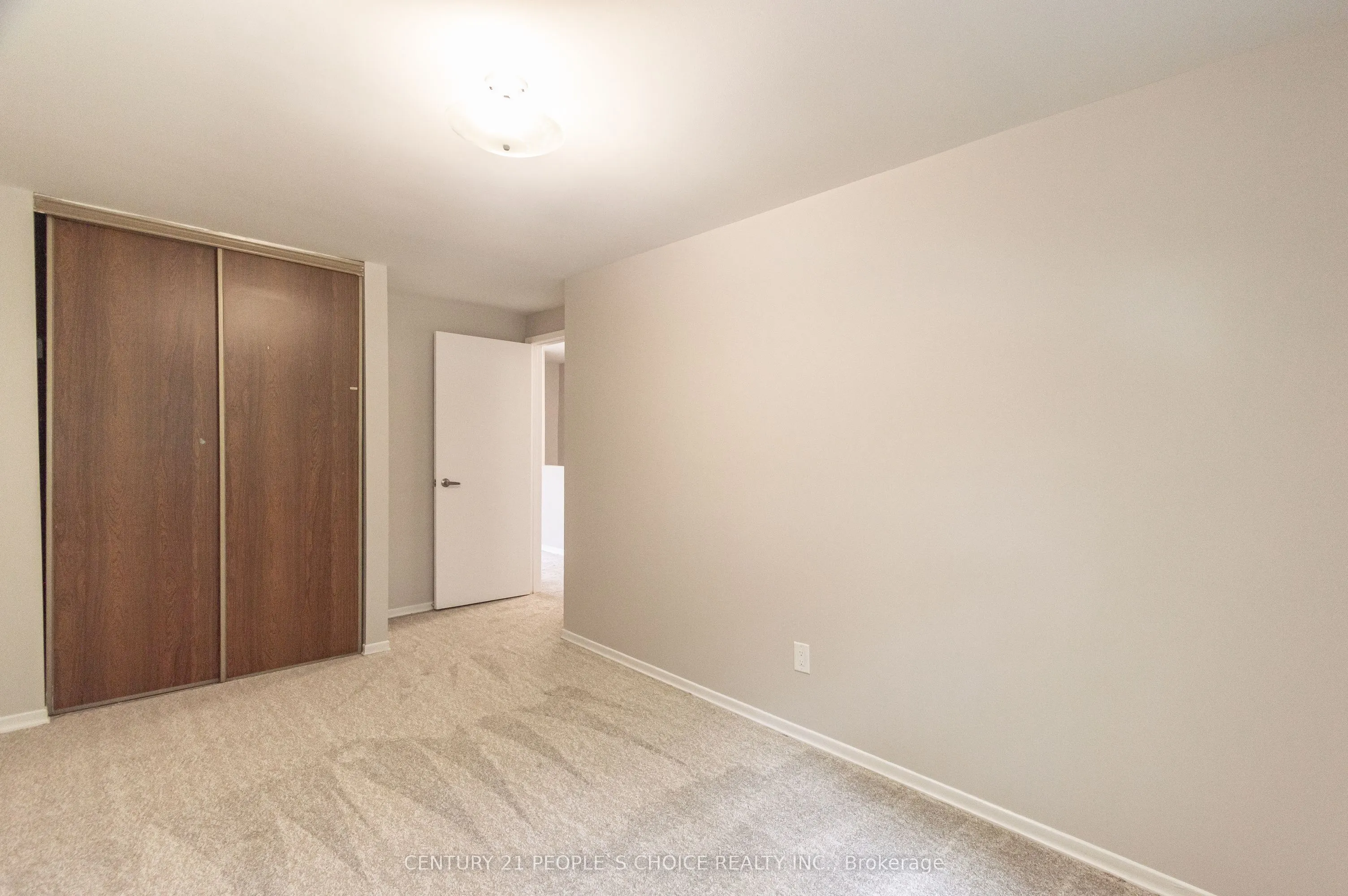 16 Franklin Court, #11