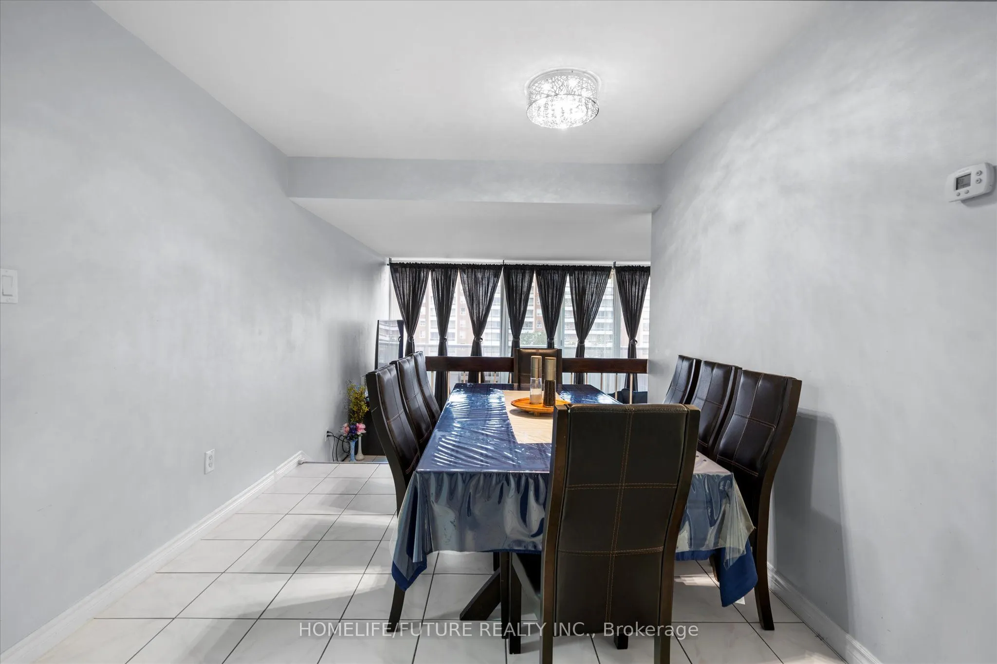 25 Four Winds Drive, #712