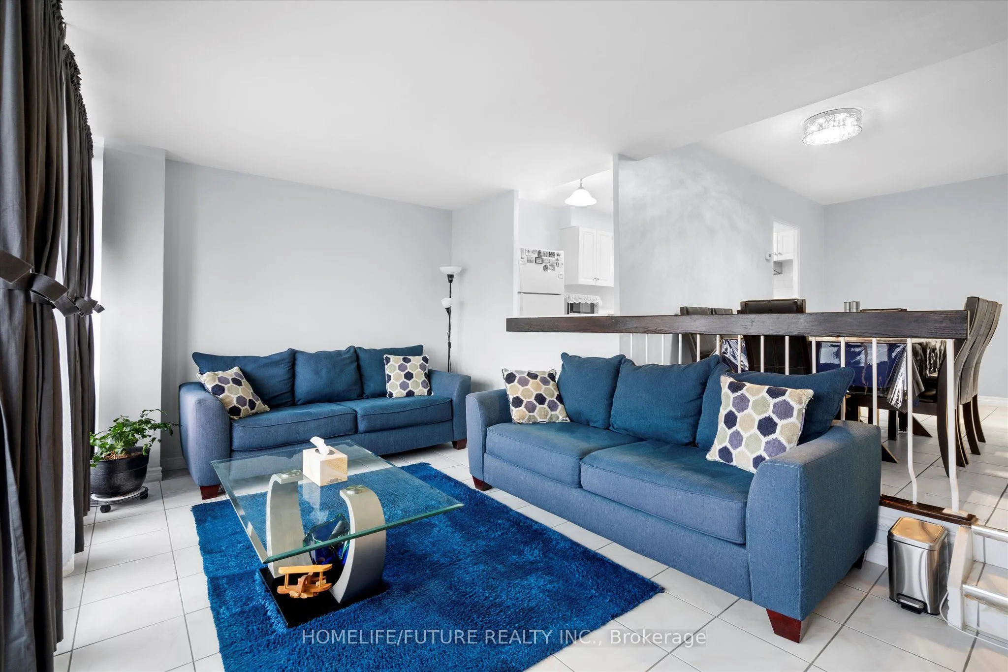 25 Four Winds Drive, #712