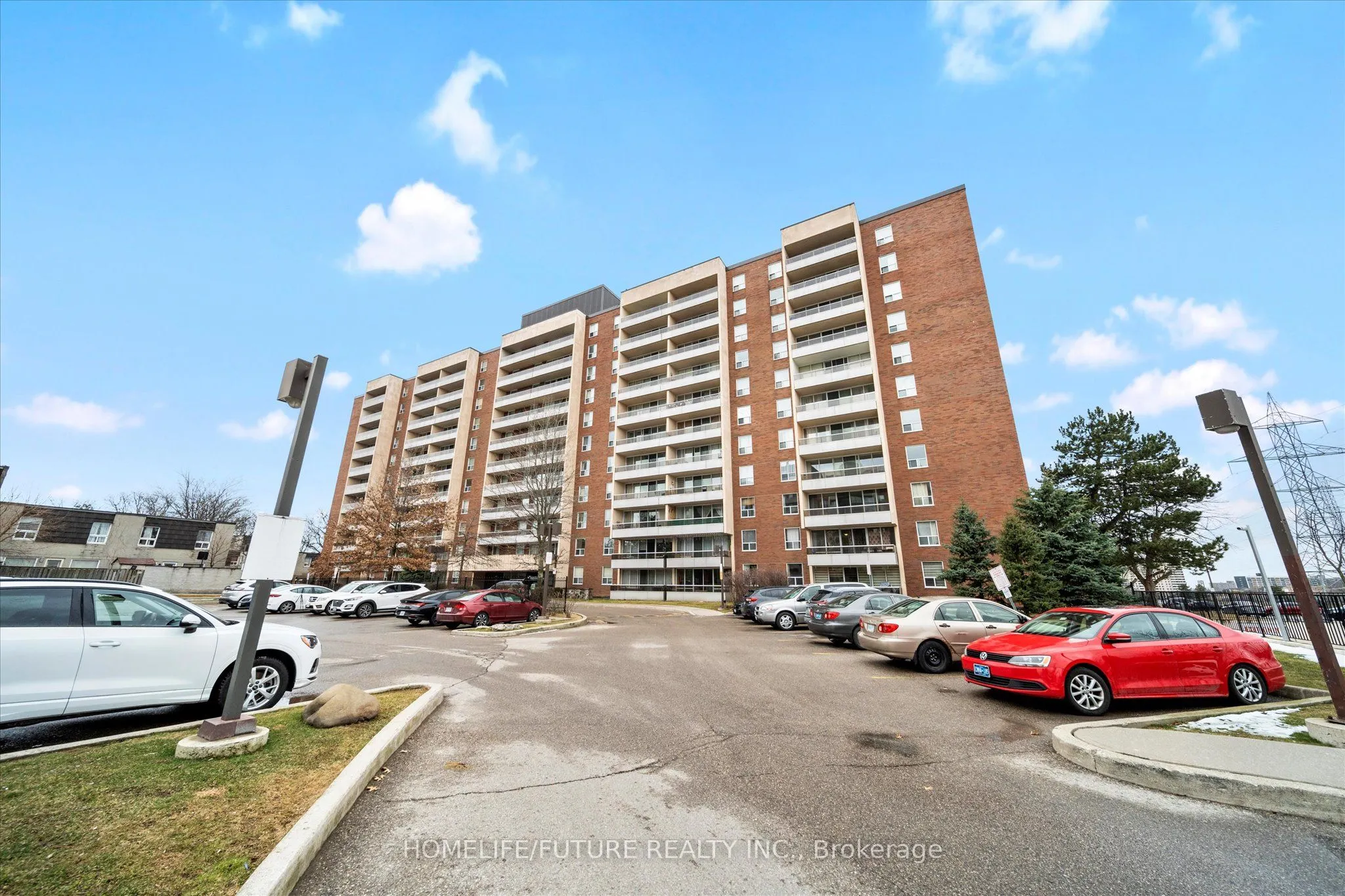 25 Four Winds Drive, #712