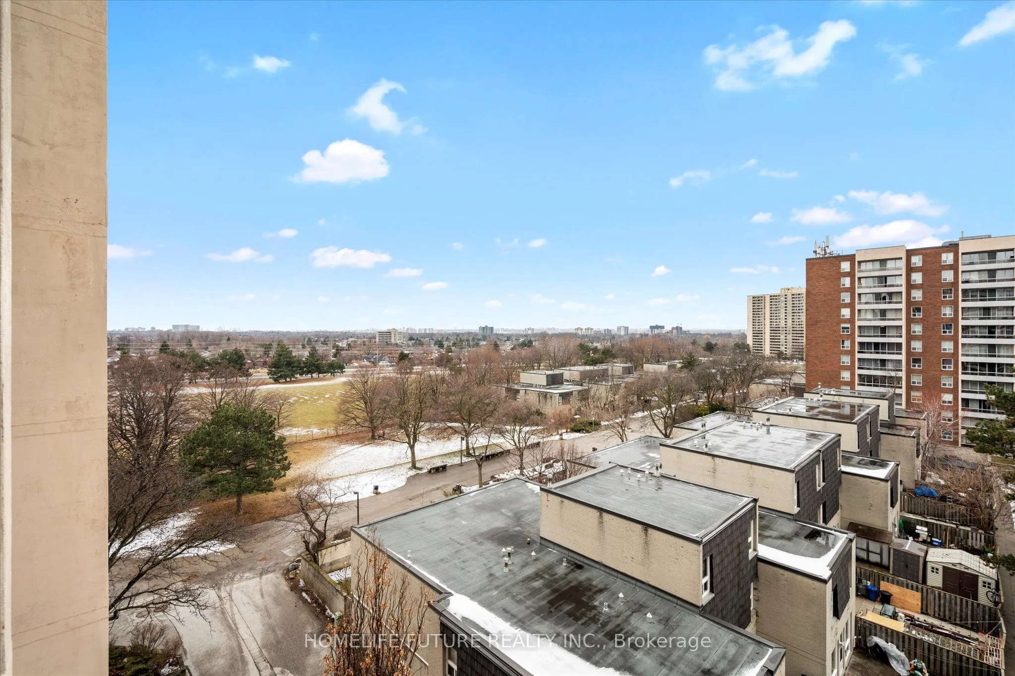 25 Four Winds Drive, #712