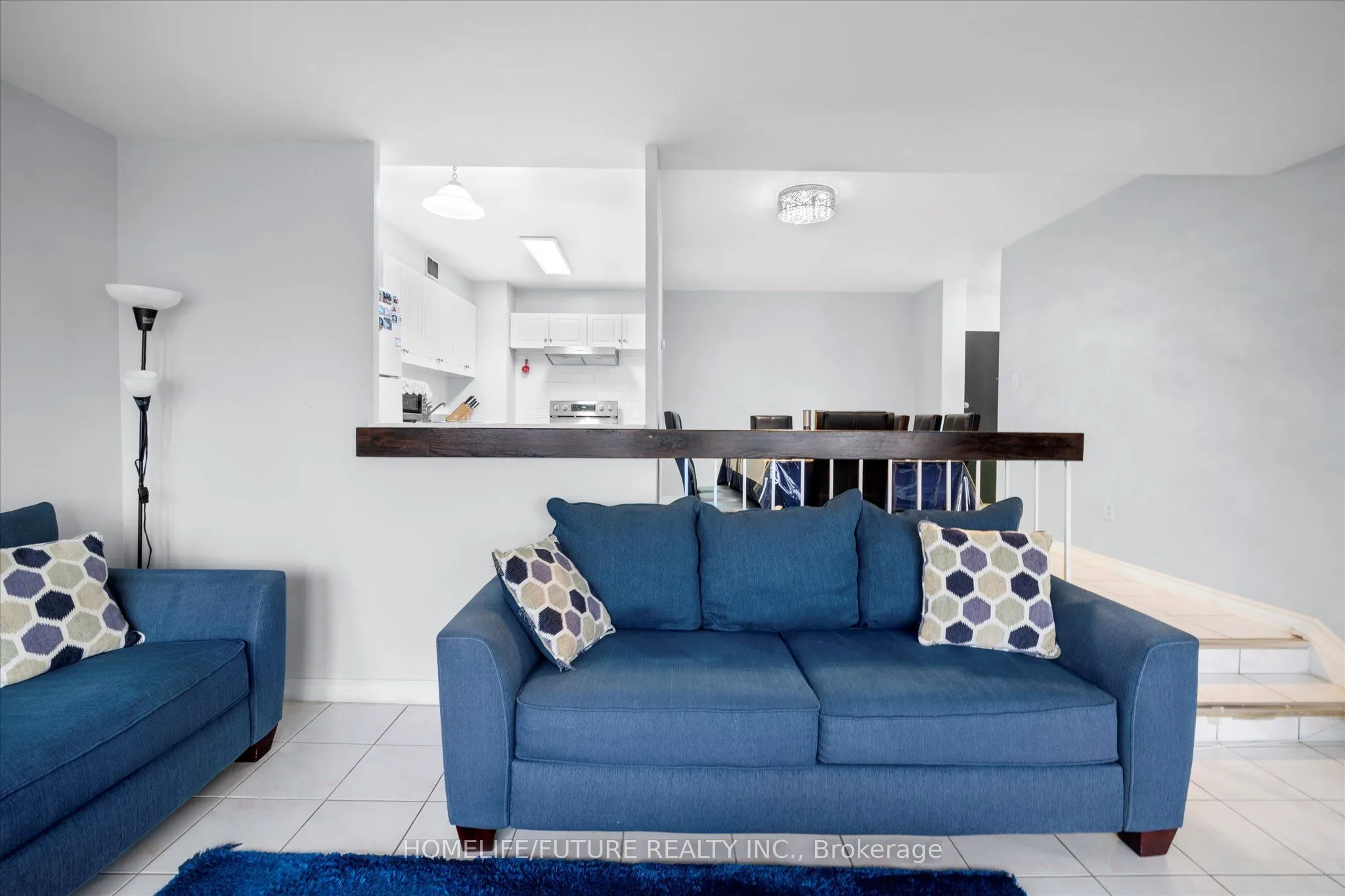 25 Four Winds Drive, #712