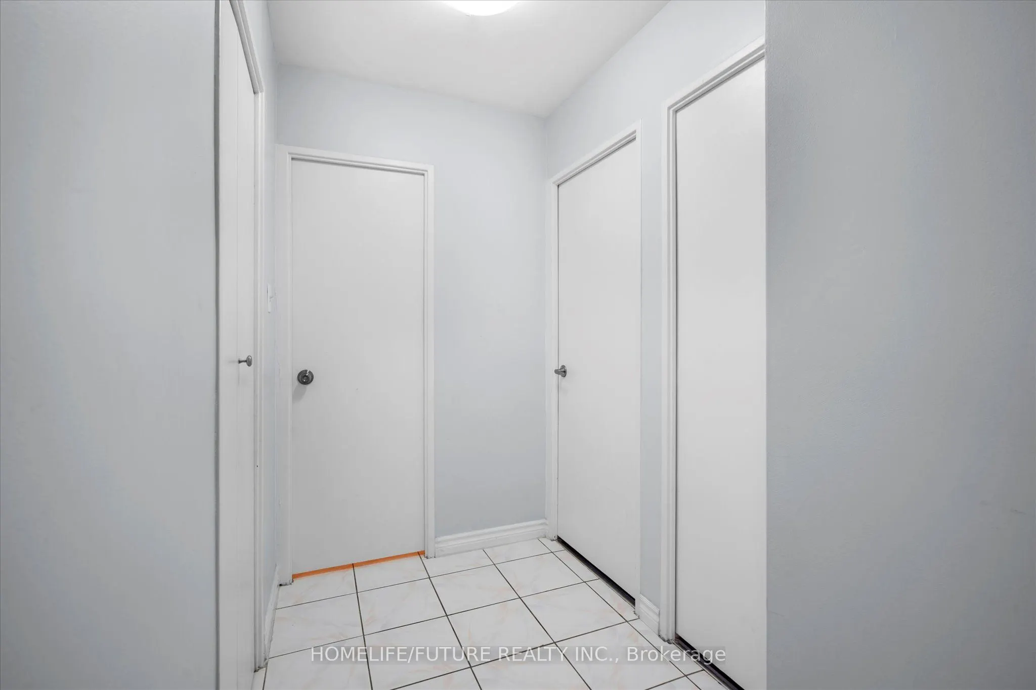 25 Four Winds Drive, #712