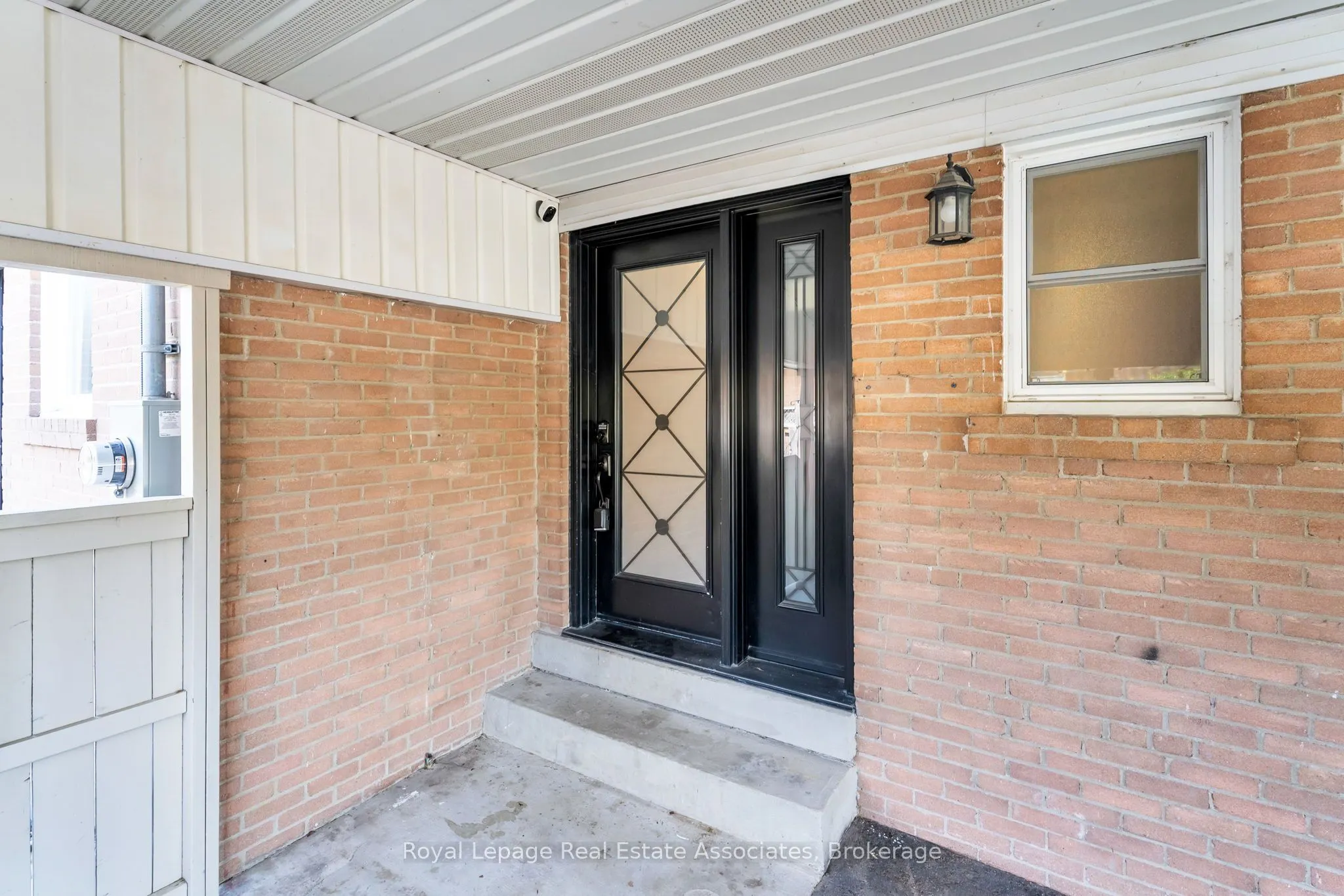 21 Bairstow Crescent
