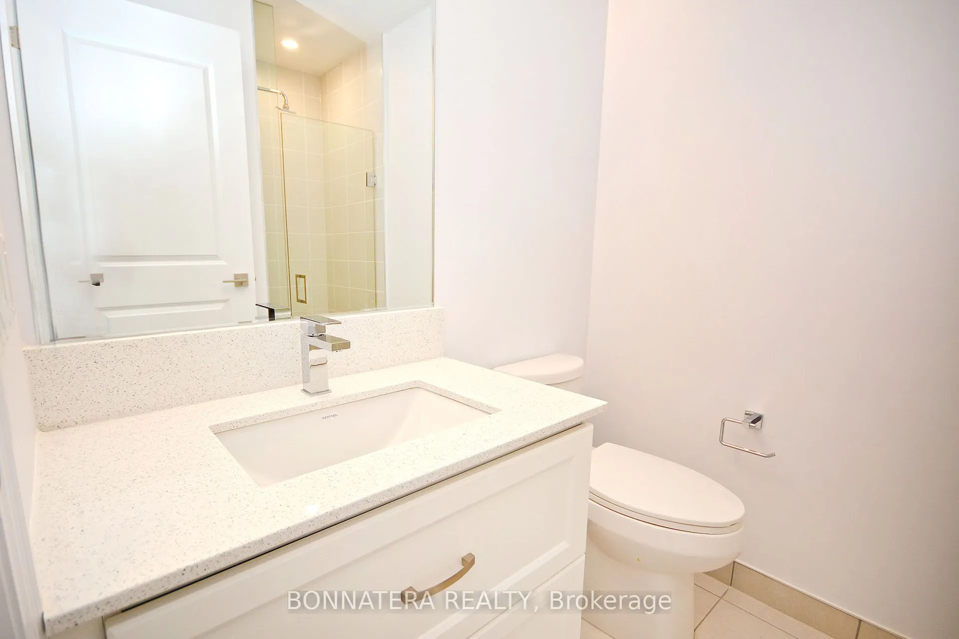 36 Elm Drive W, #809