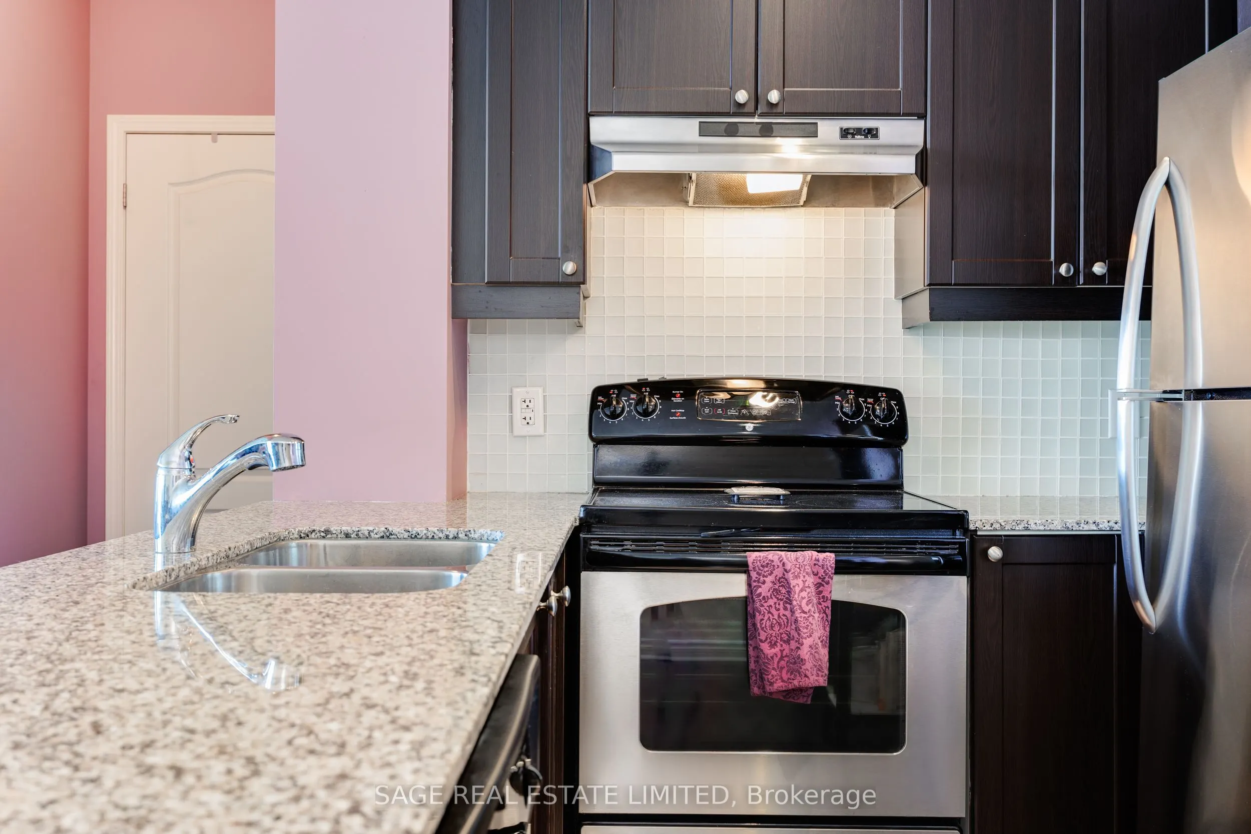 3865 Lake Shore Boulevard W, #1302
