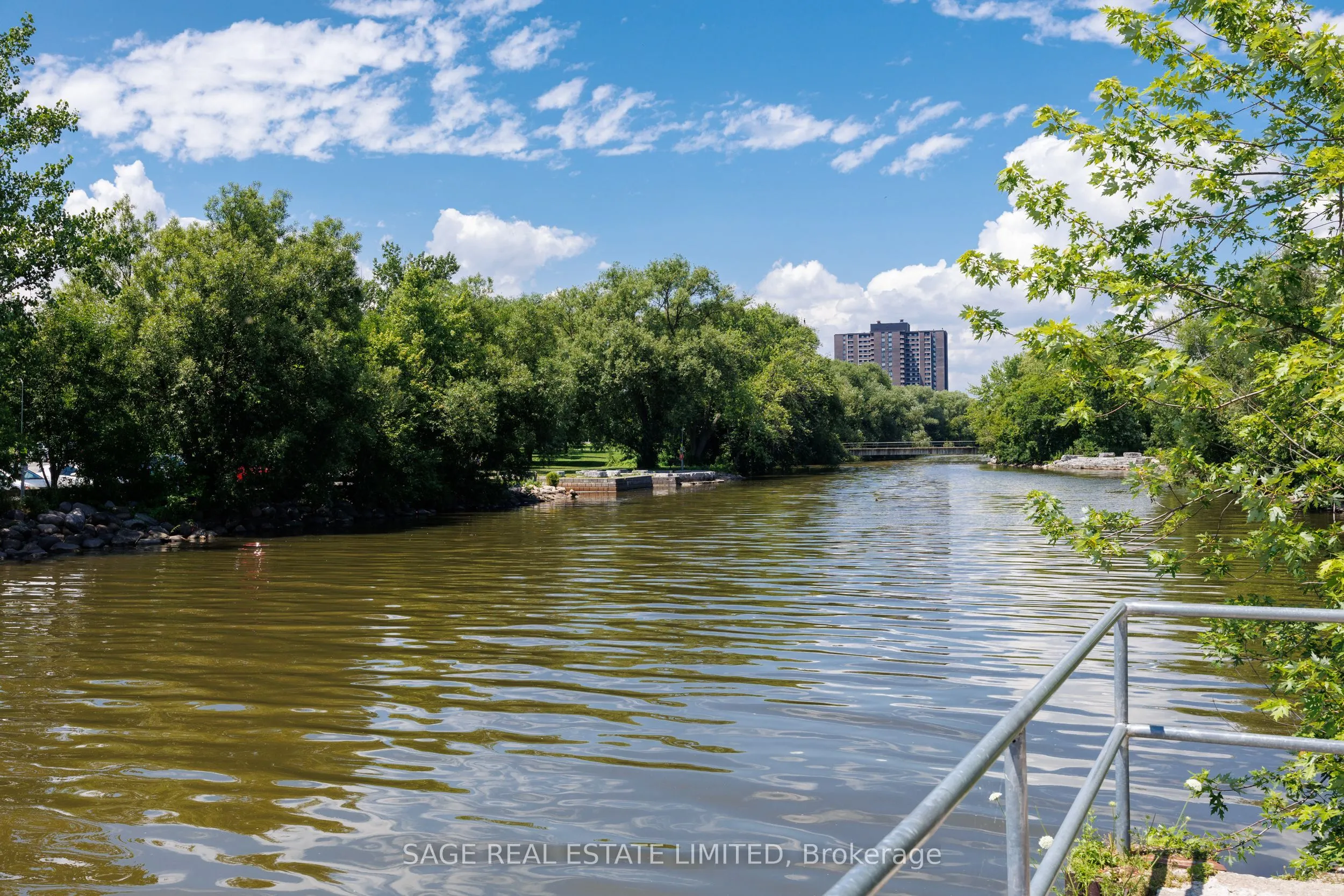 3865 Lake Shore Boulevard W, #1302