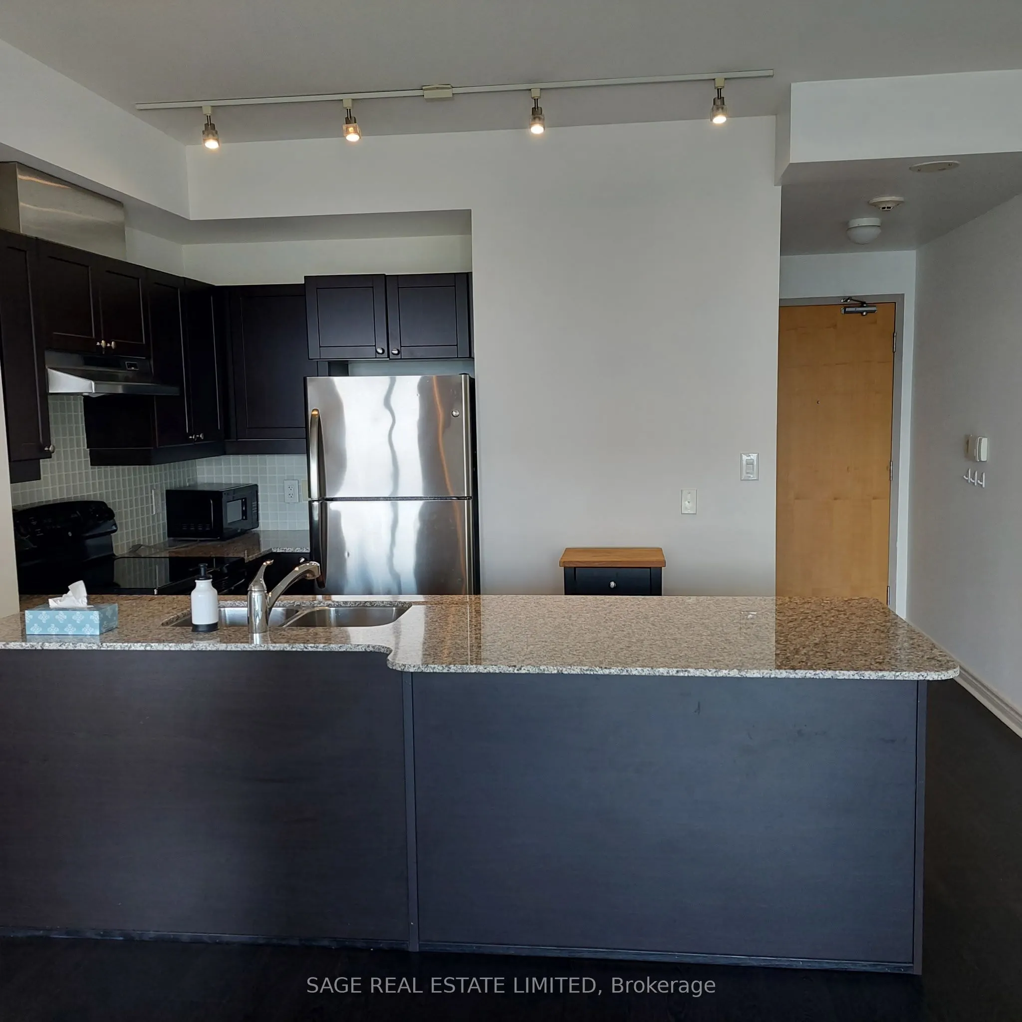 3865 Lake Shore Boulevard W, #1302