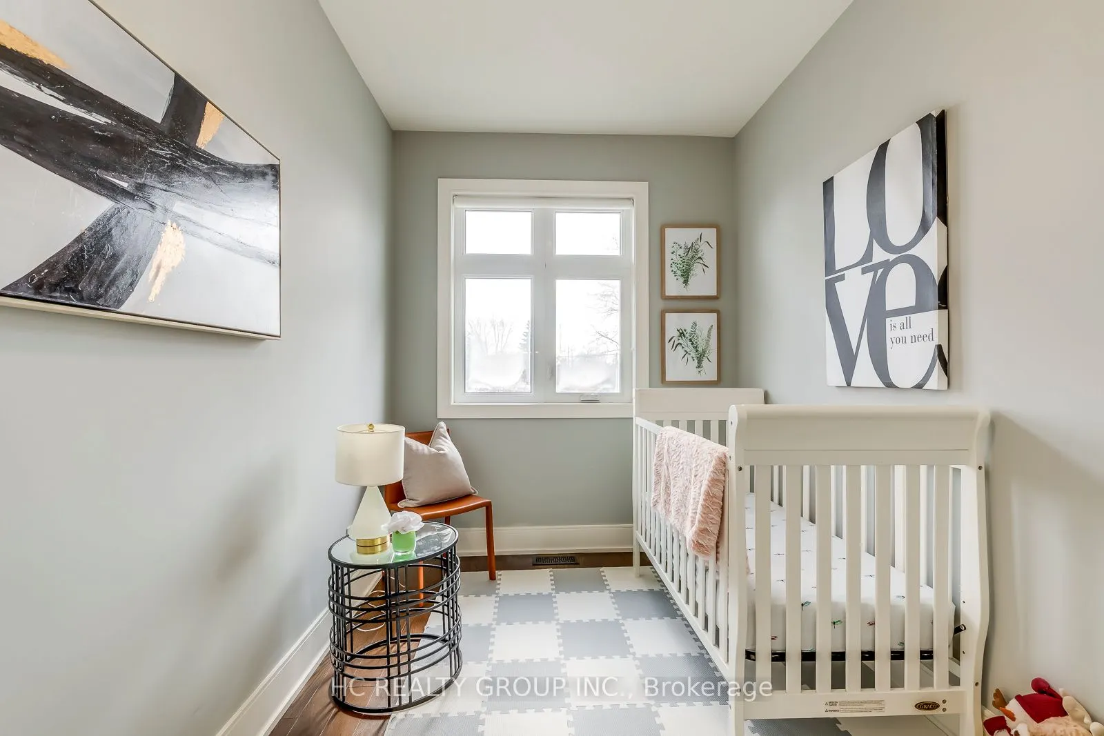 18 Ash Crescent