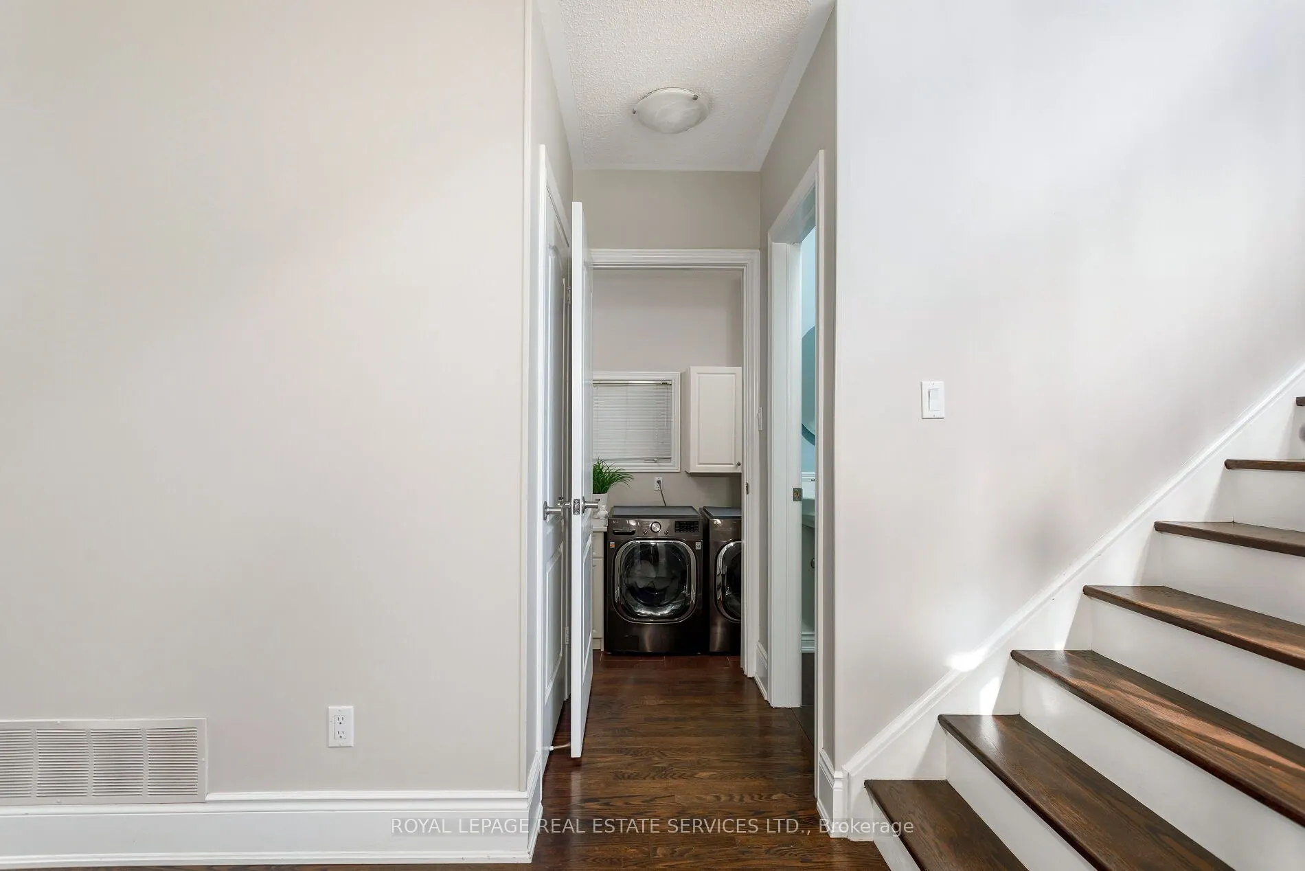 2349 Hilltop Lane